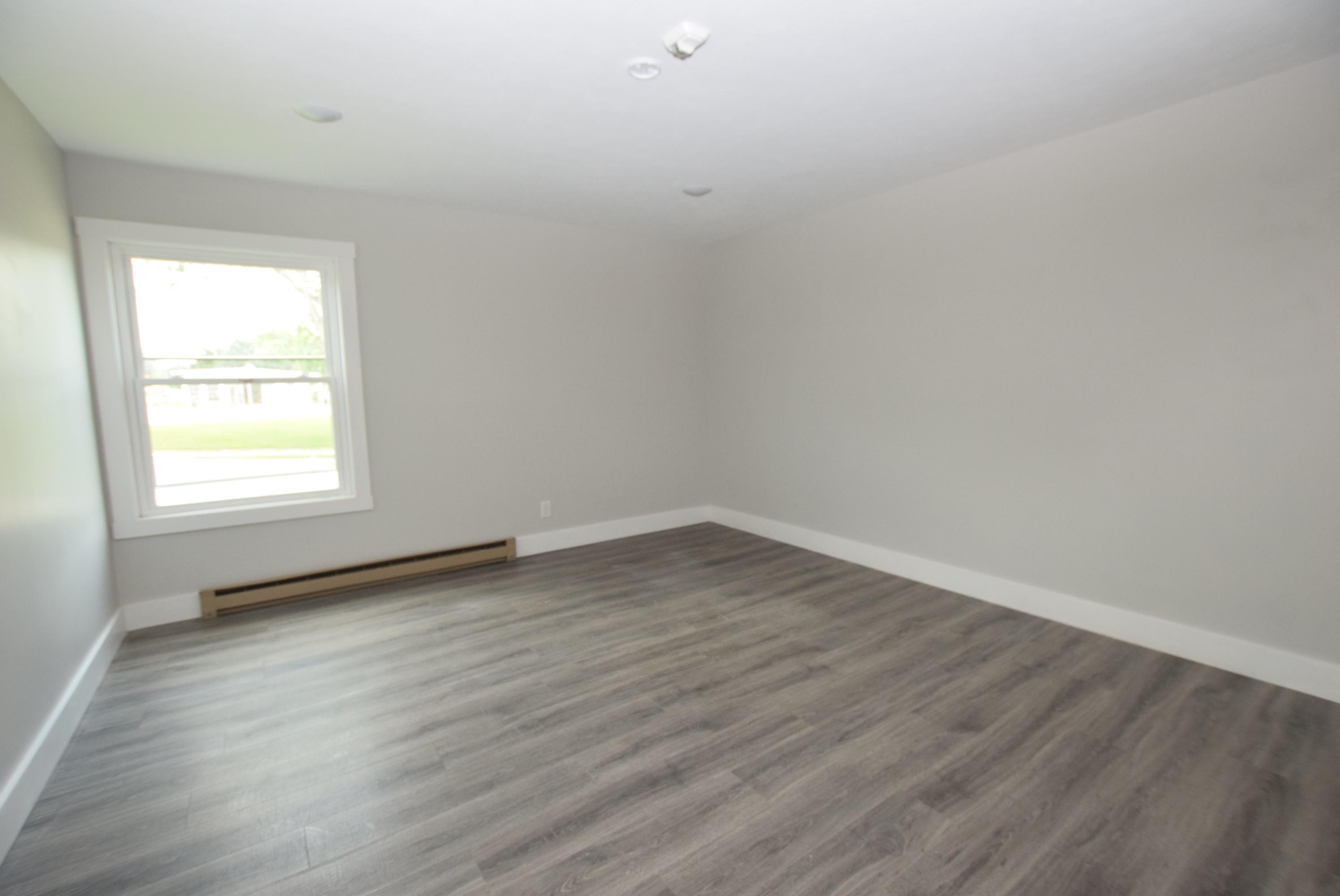 201 E Miami Street Property Photo 26