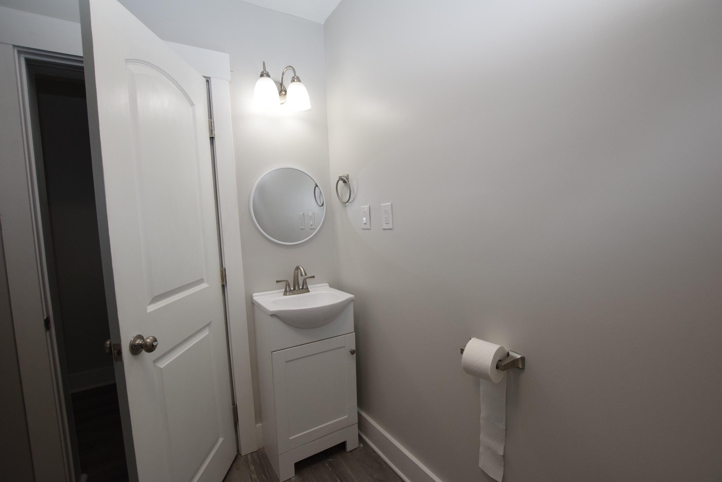 201 E Miami Street Property Photo 37