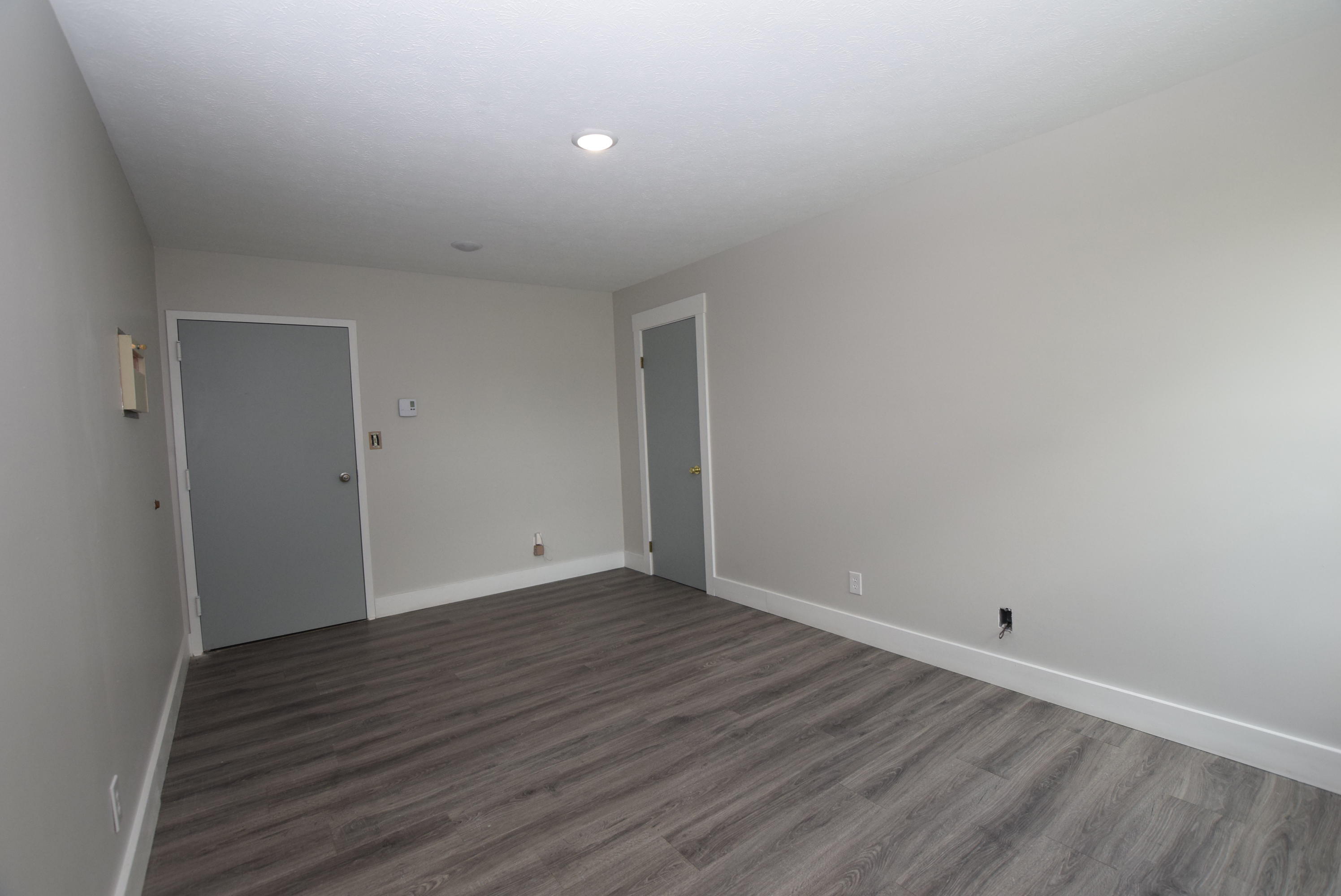 201 E Miami Street Property Photo 39