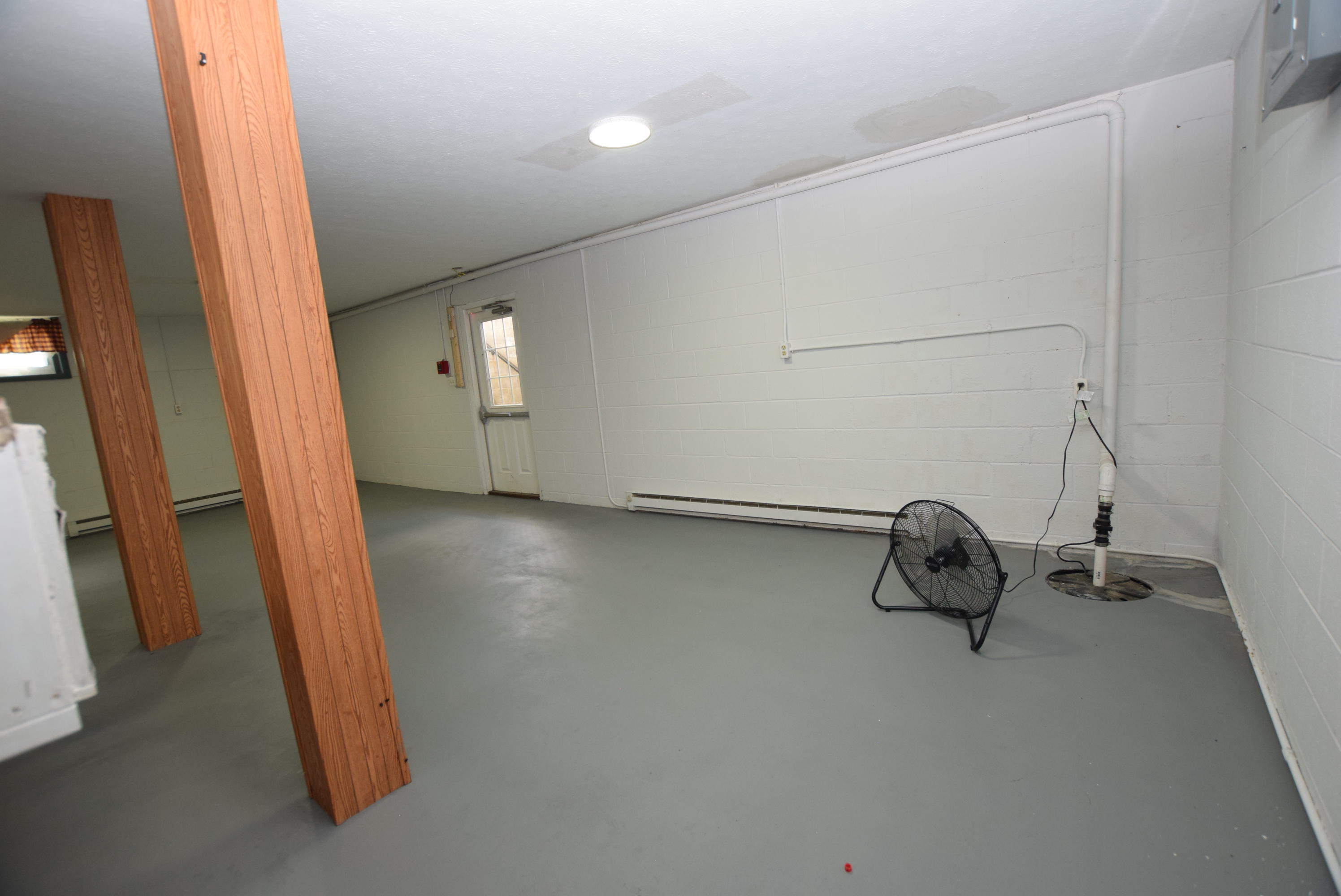 201 E Miami Street Property Photo 48