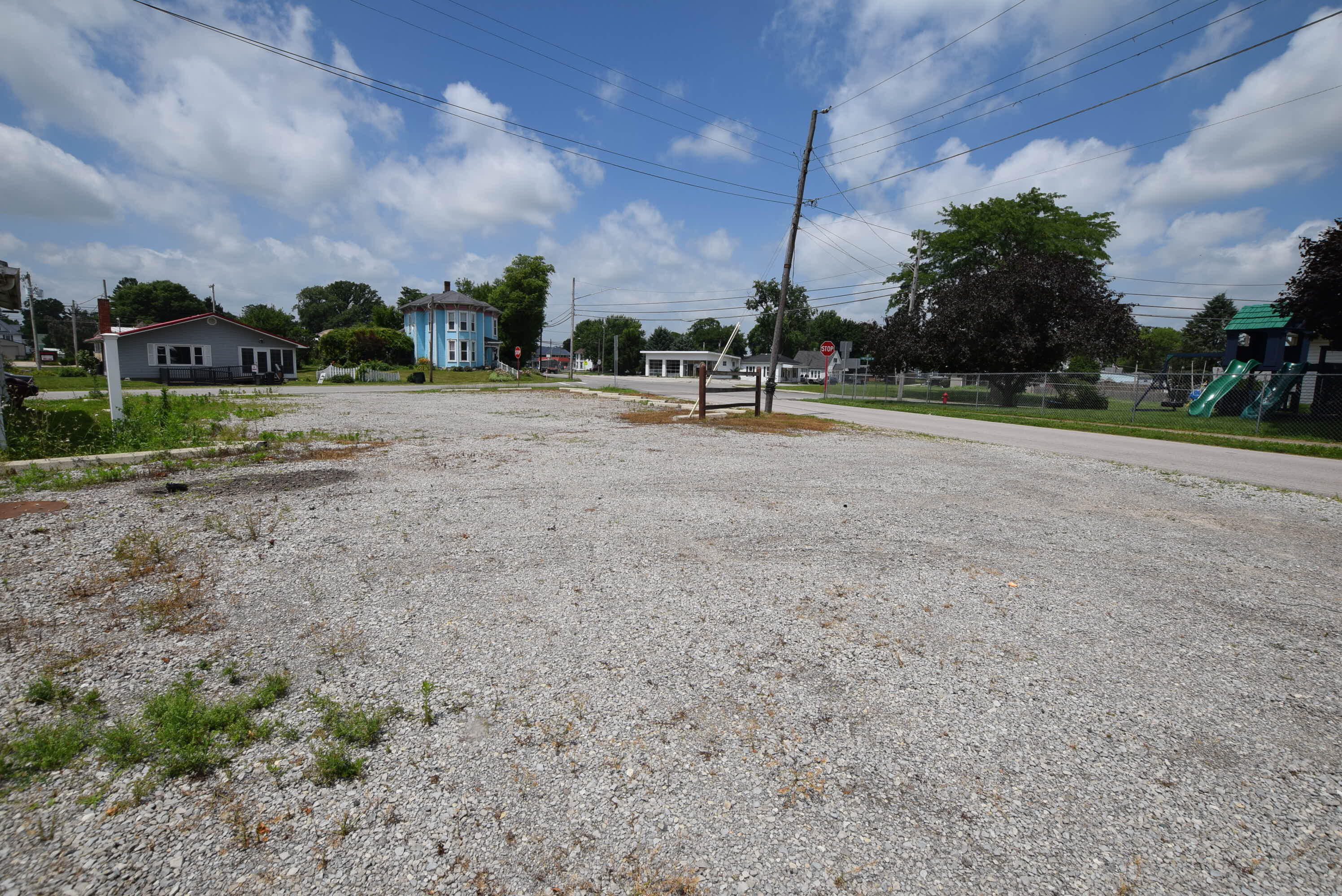 201 E Miami Street Property Photo 56