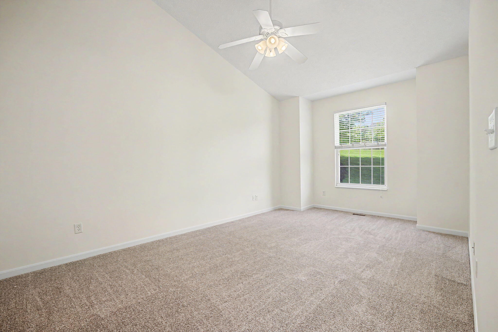 2567 Eagle View Drive Property Photo 28
