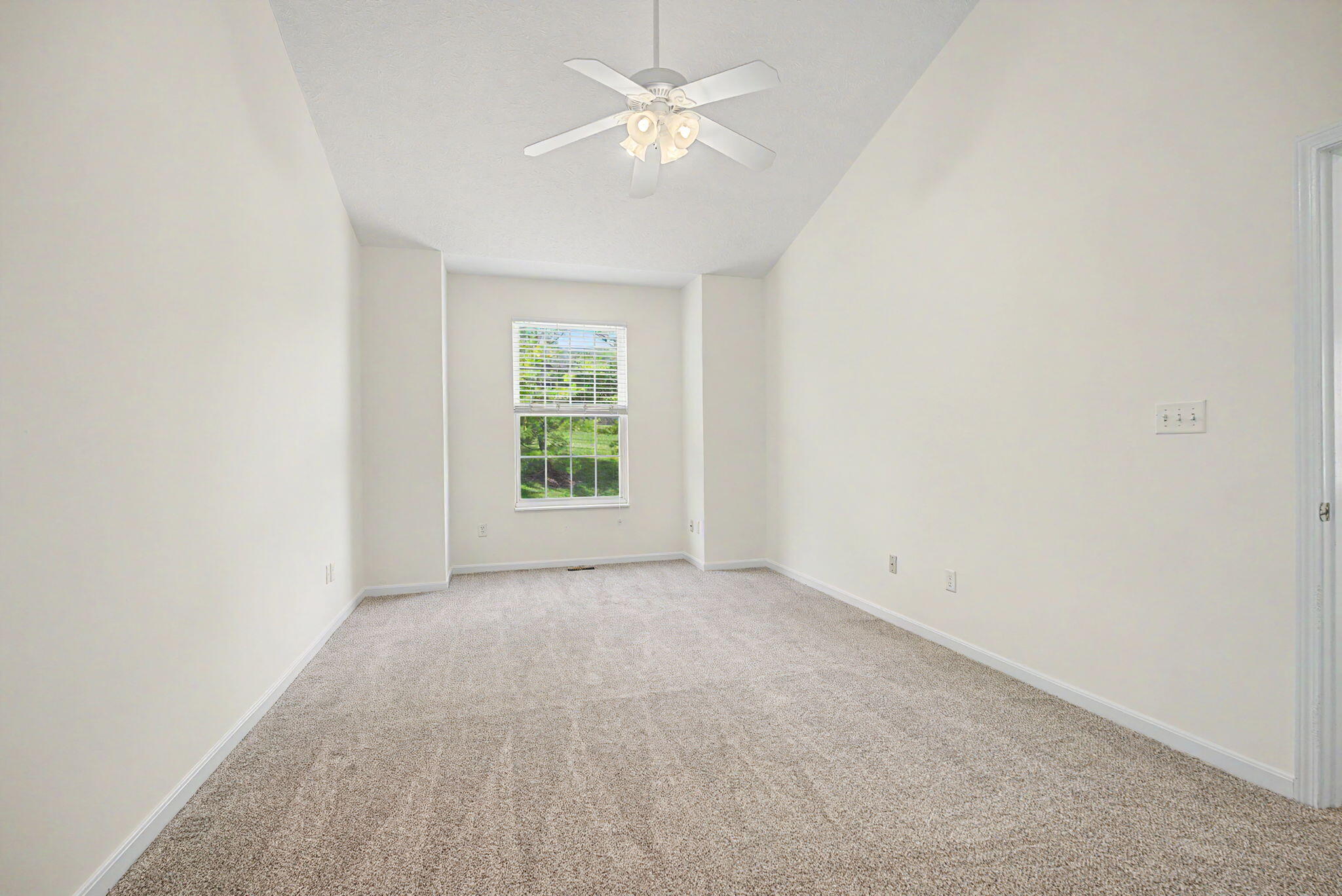2567 Eagle View Drive Property Photo 30