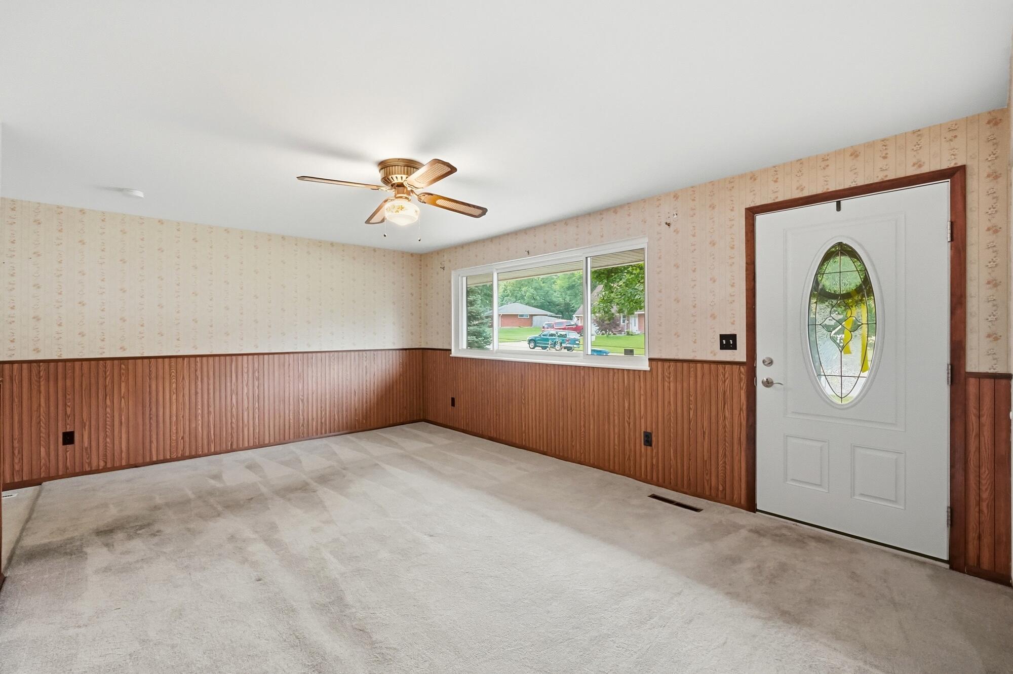5349 Powell Road Property Photo 4