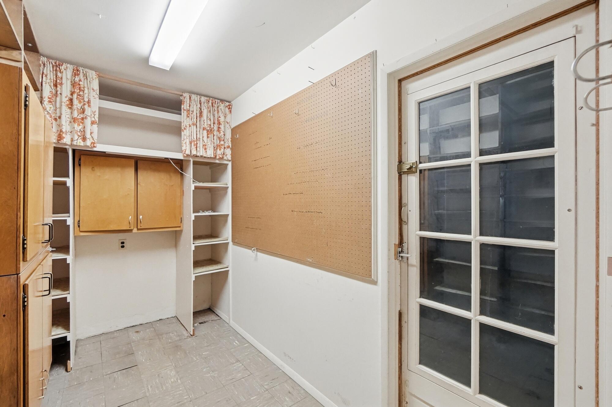 5349 Powell Road Property Photo 27