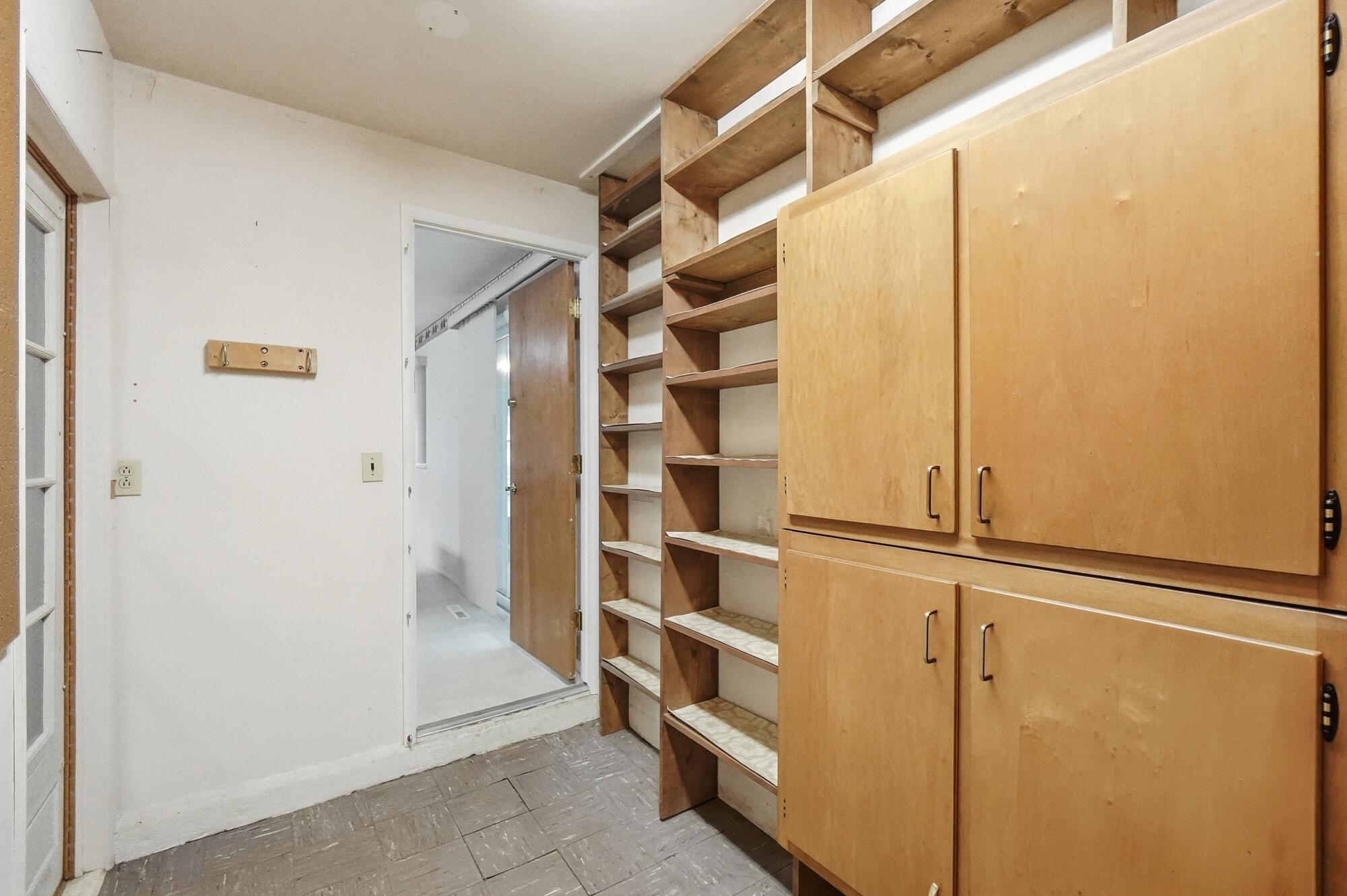 5349 Powell Road Property Photo 28