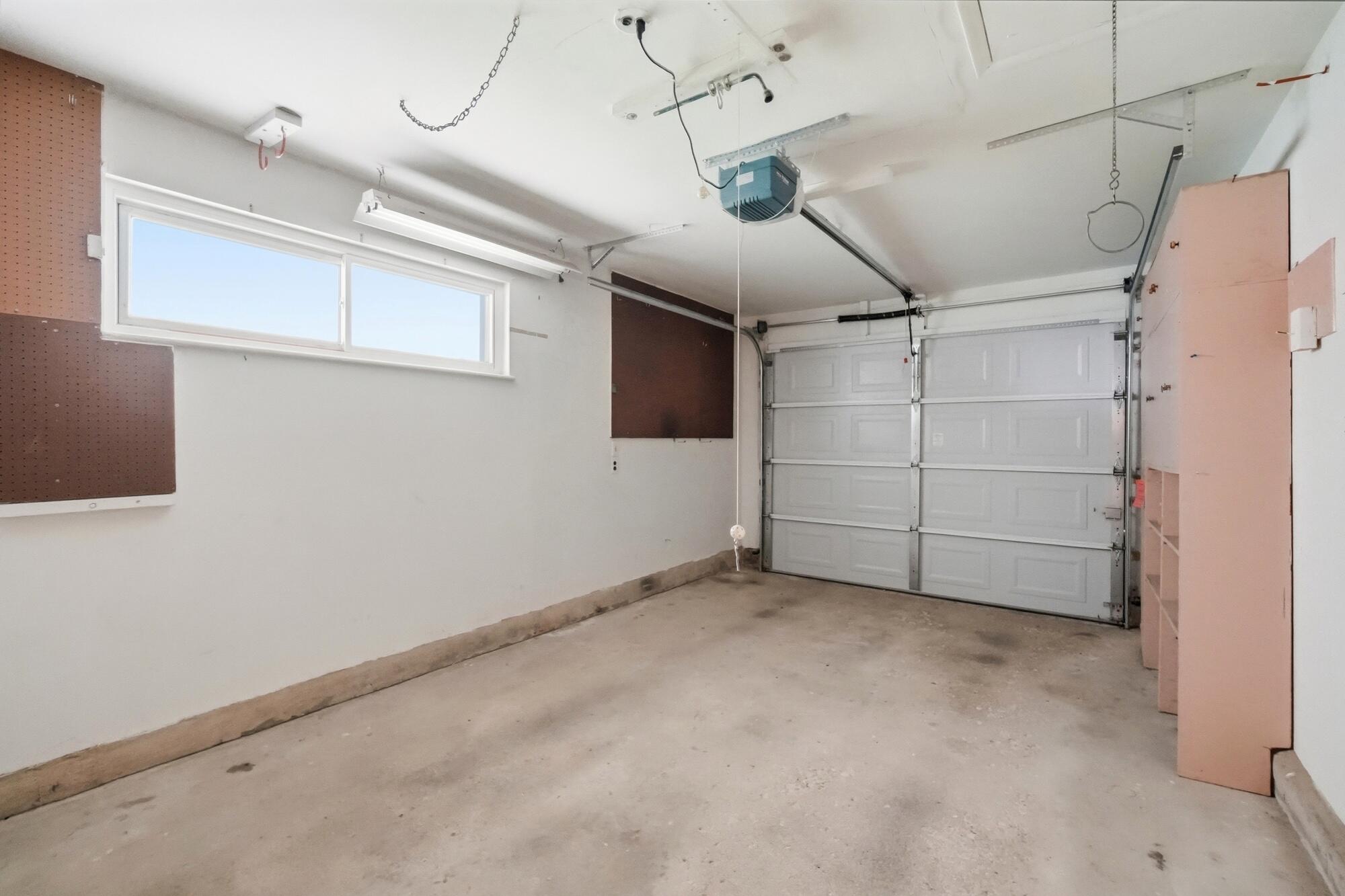 5349 Powell Road Property Photo 29