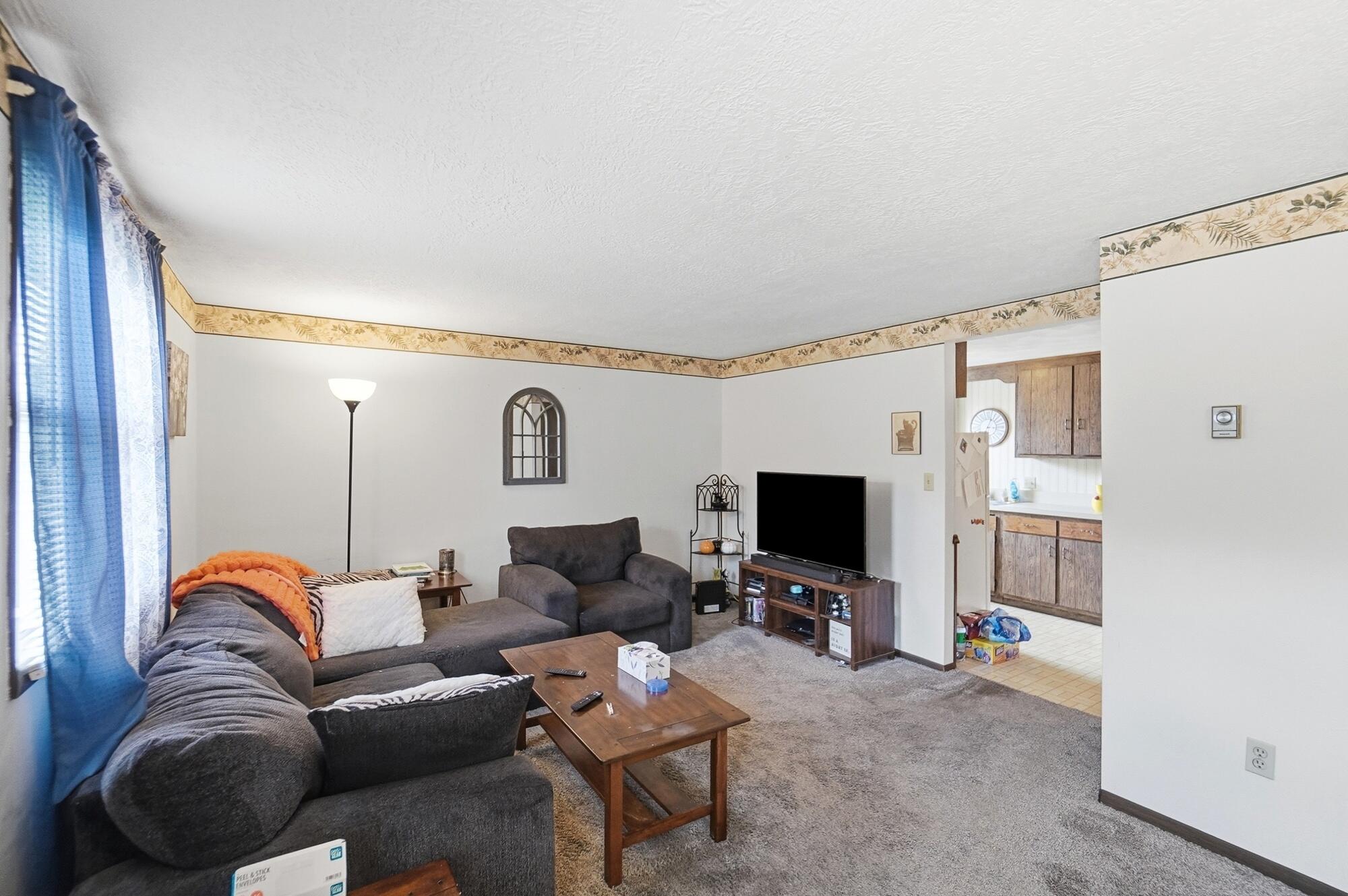 1233-1235 Heritage Drive Property Photo 4