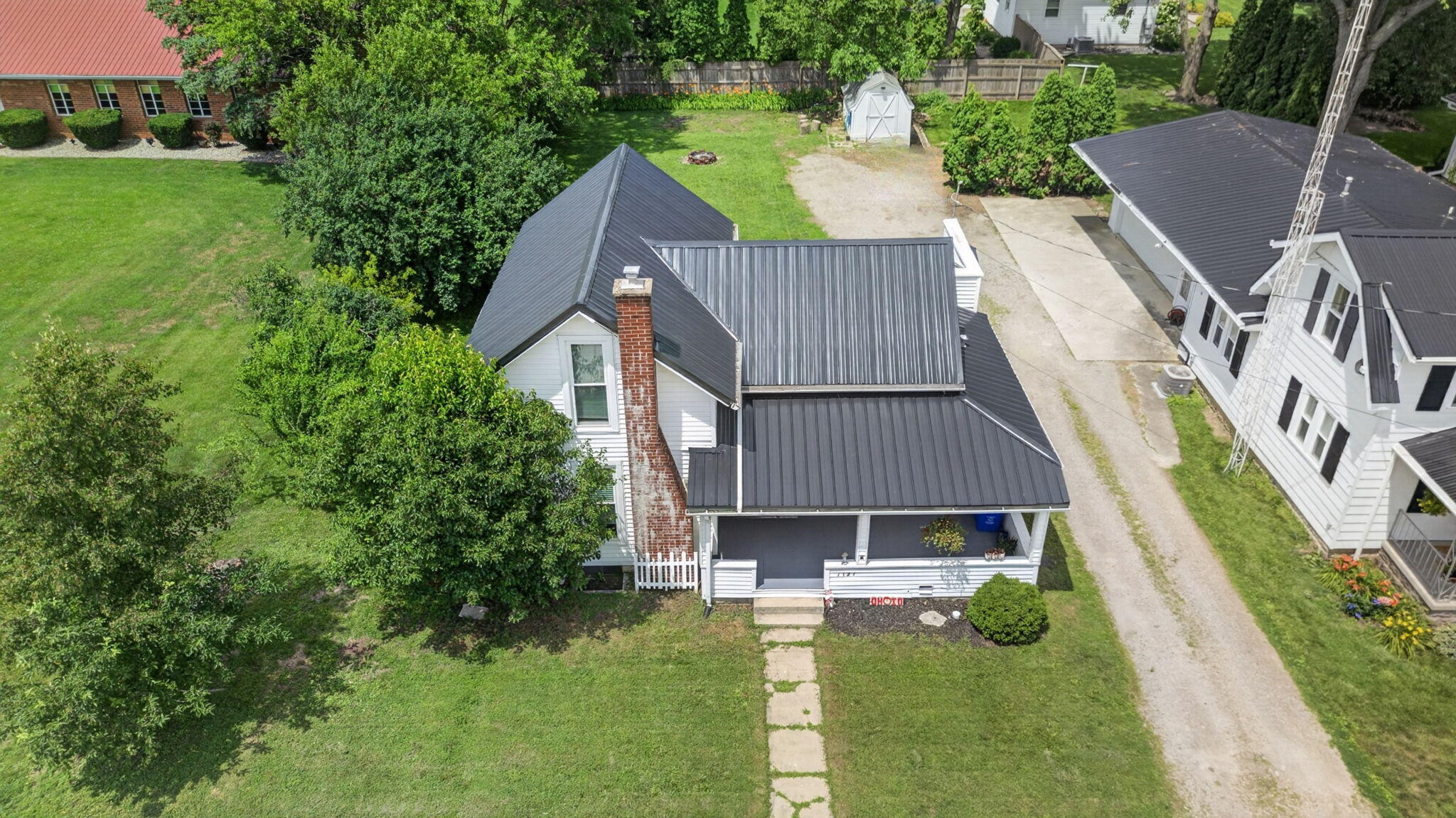 1121 Leeson Avenue Property Photo 16