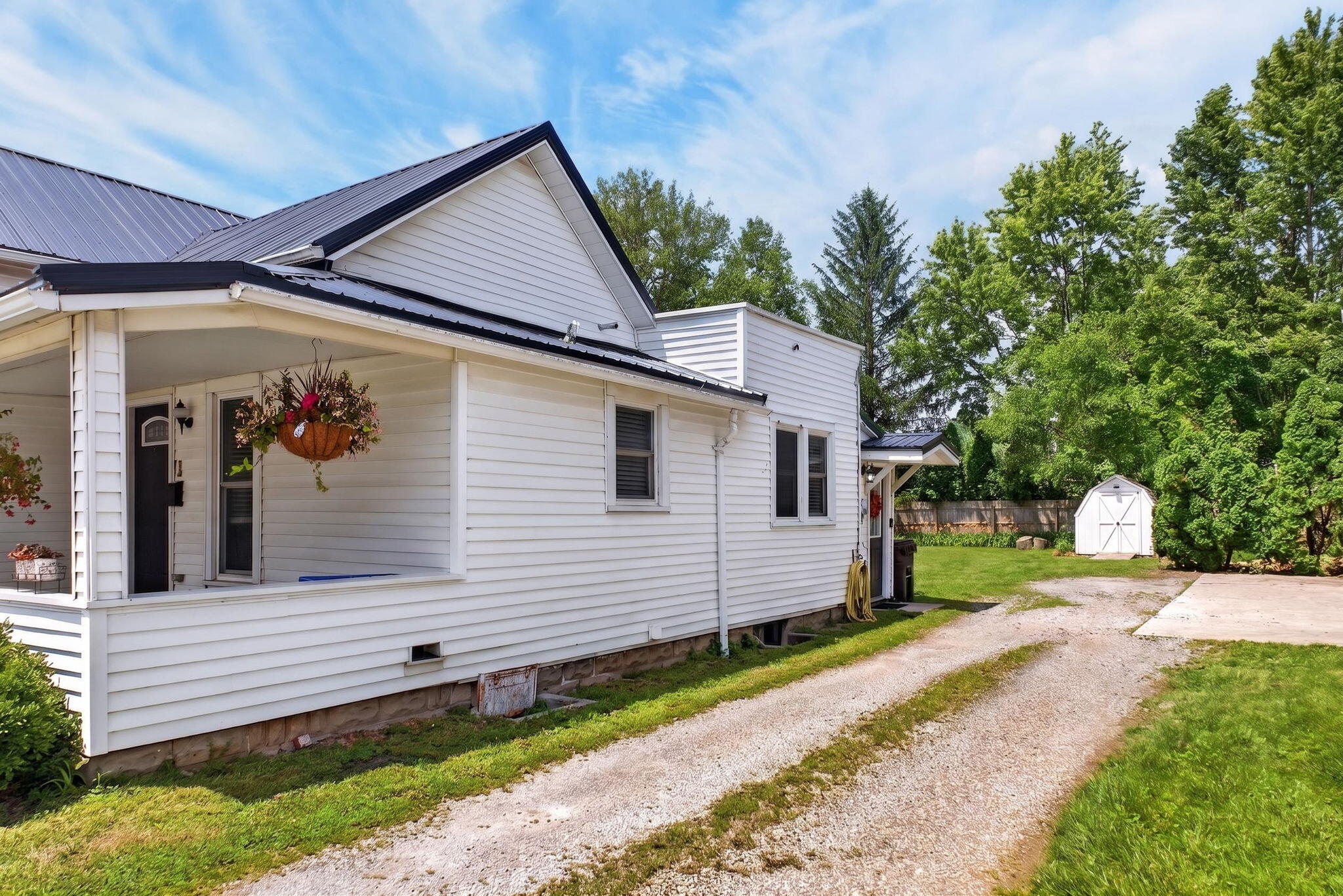 1121 Leeson Avenue Property Photo 29
