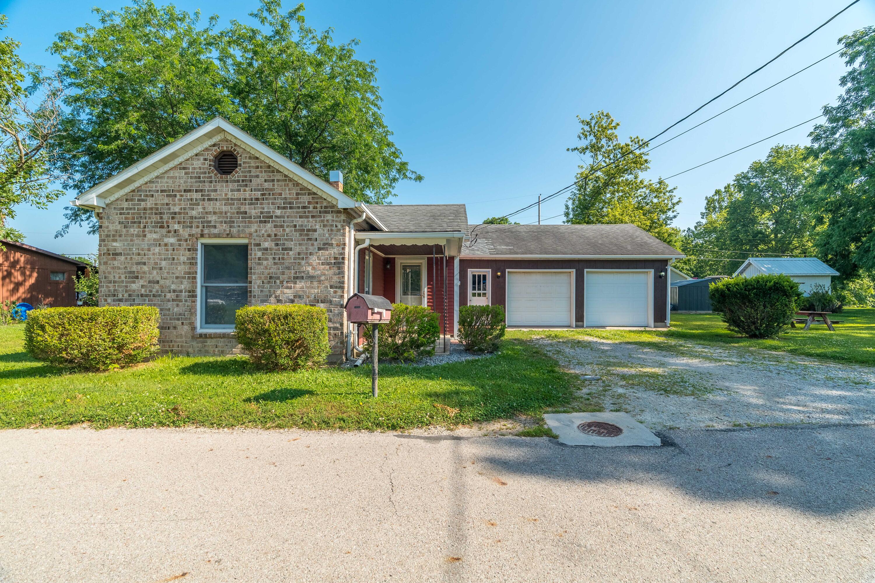640 Maxwell Place Property Photo 1