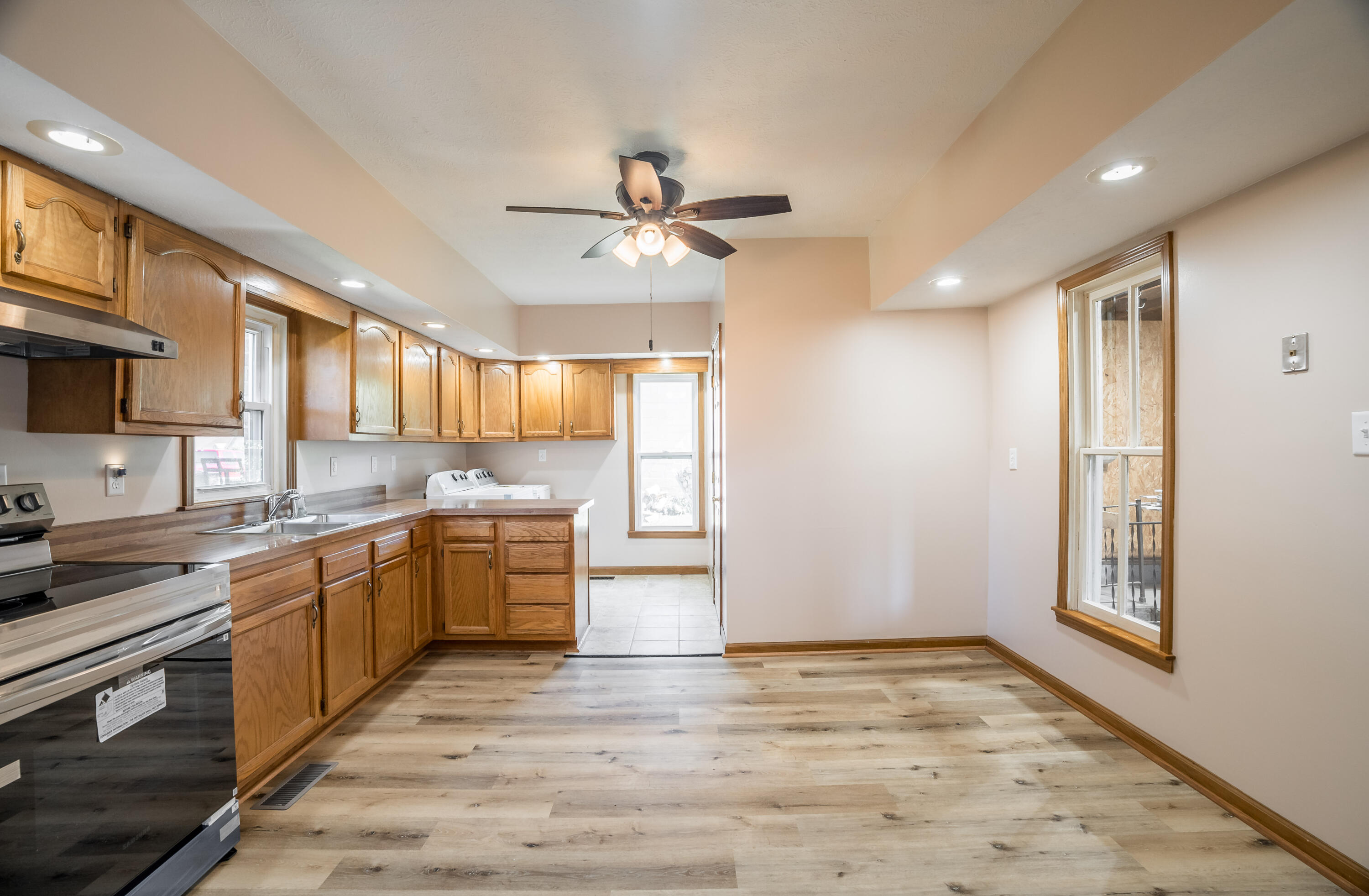 640 Maxwell Place Property Photo 12