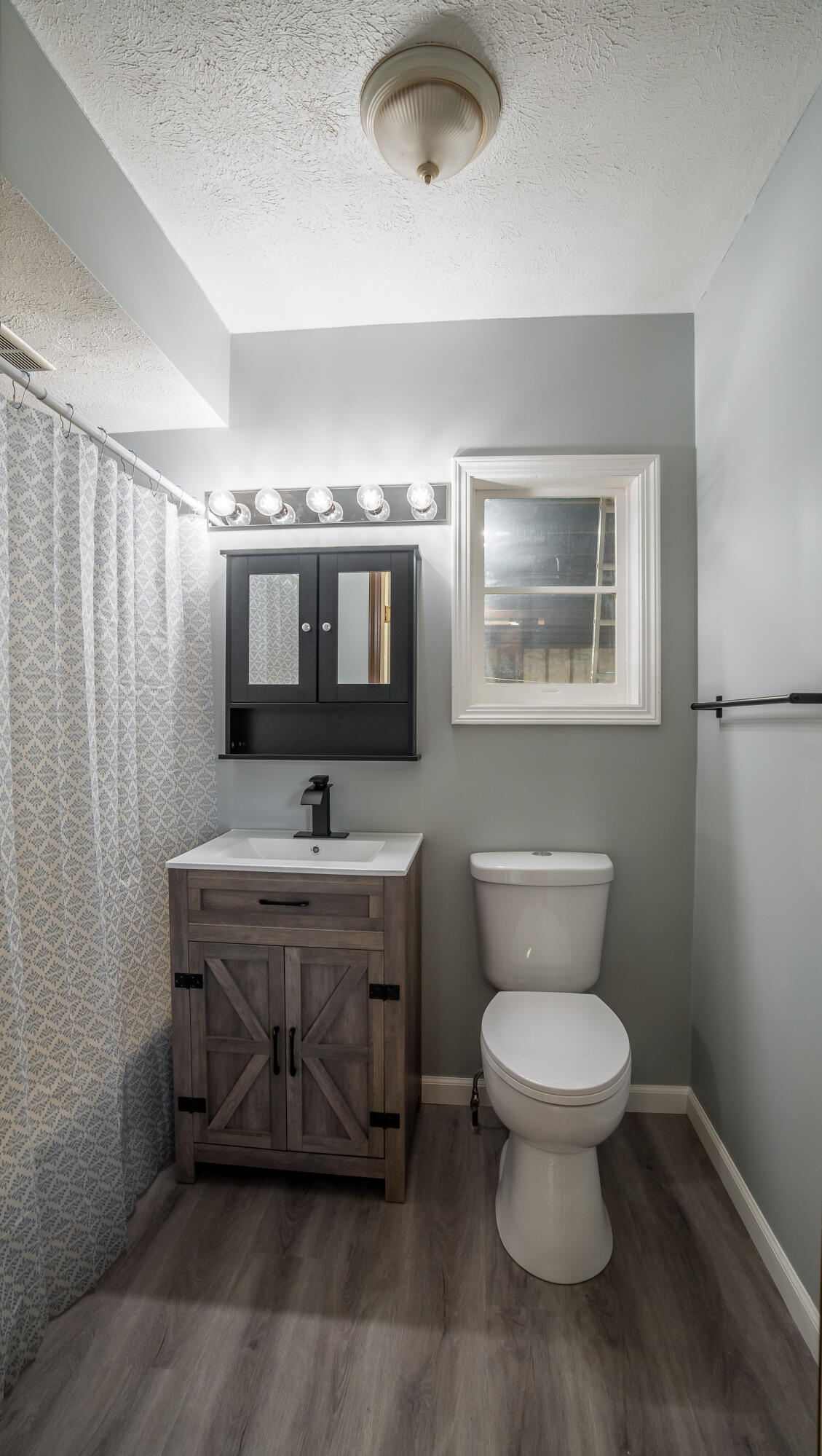 640 Maxwell Place Property Photo 15