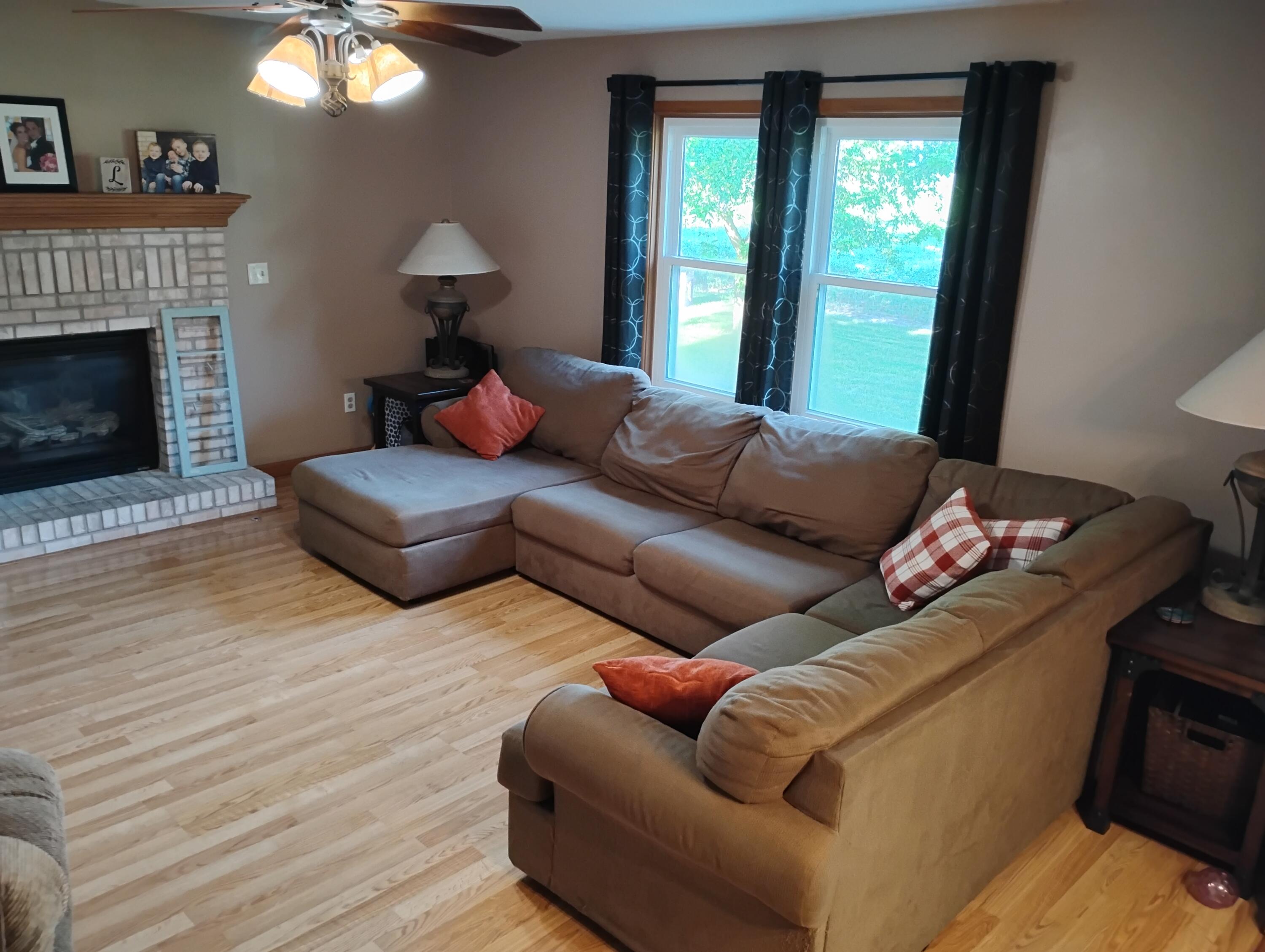 304 S Locust Street Property Photo 14