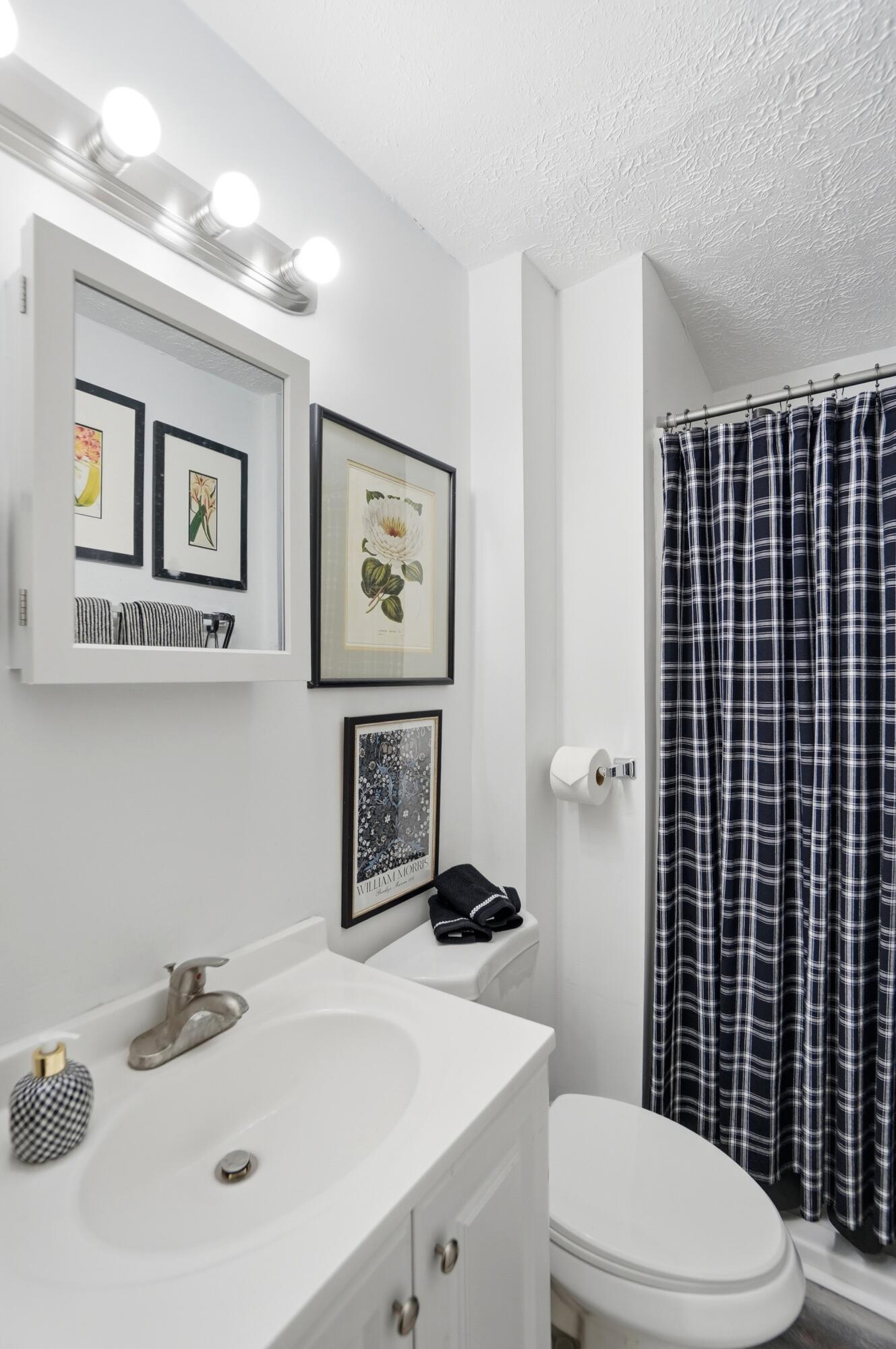 124 4th Avenue Property Photo 14