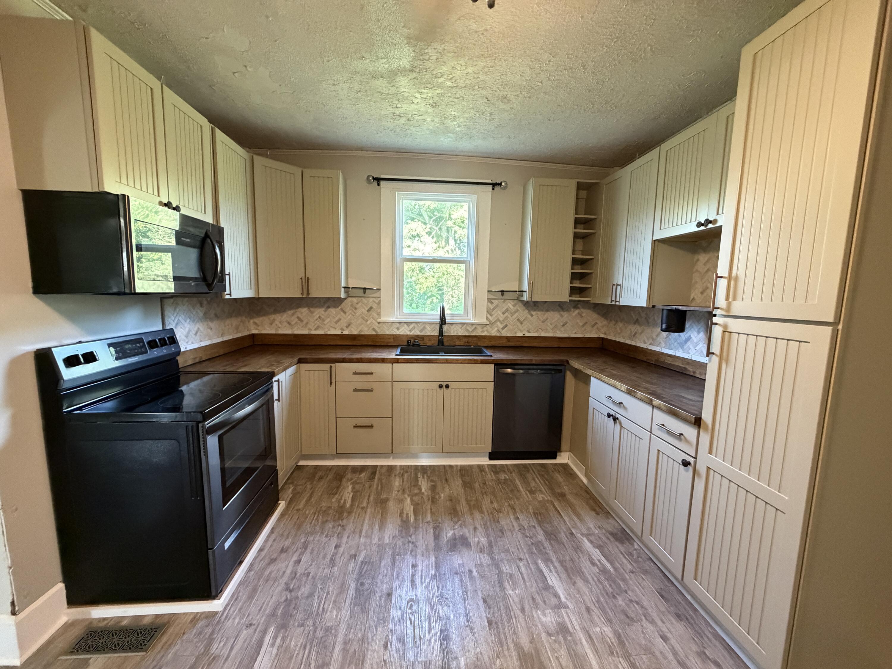 12695 Kirkwood Road Property Photo 30