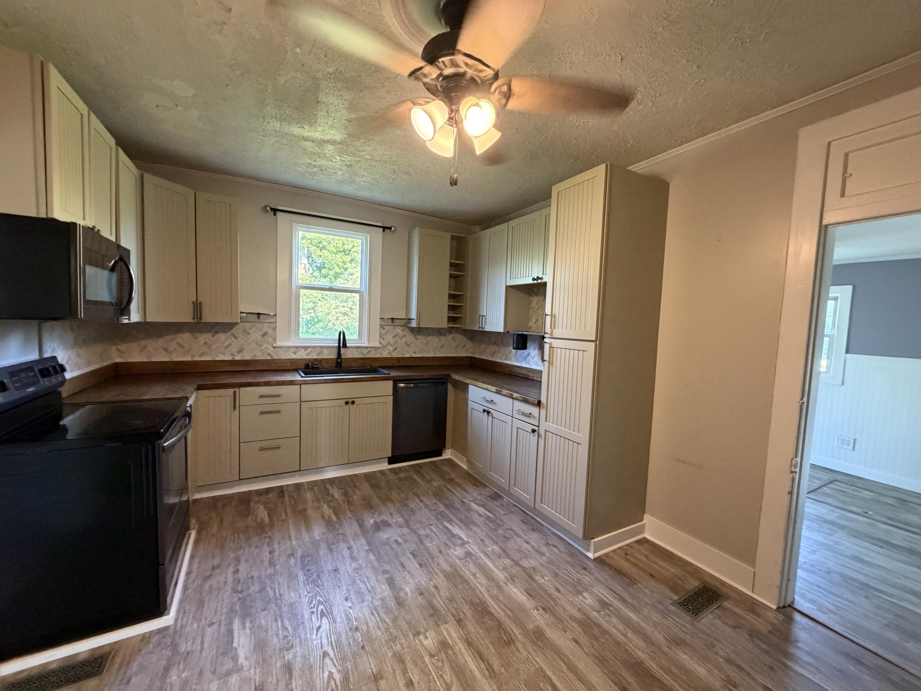 12695 Kirkwood Road Property Photo 32