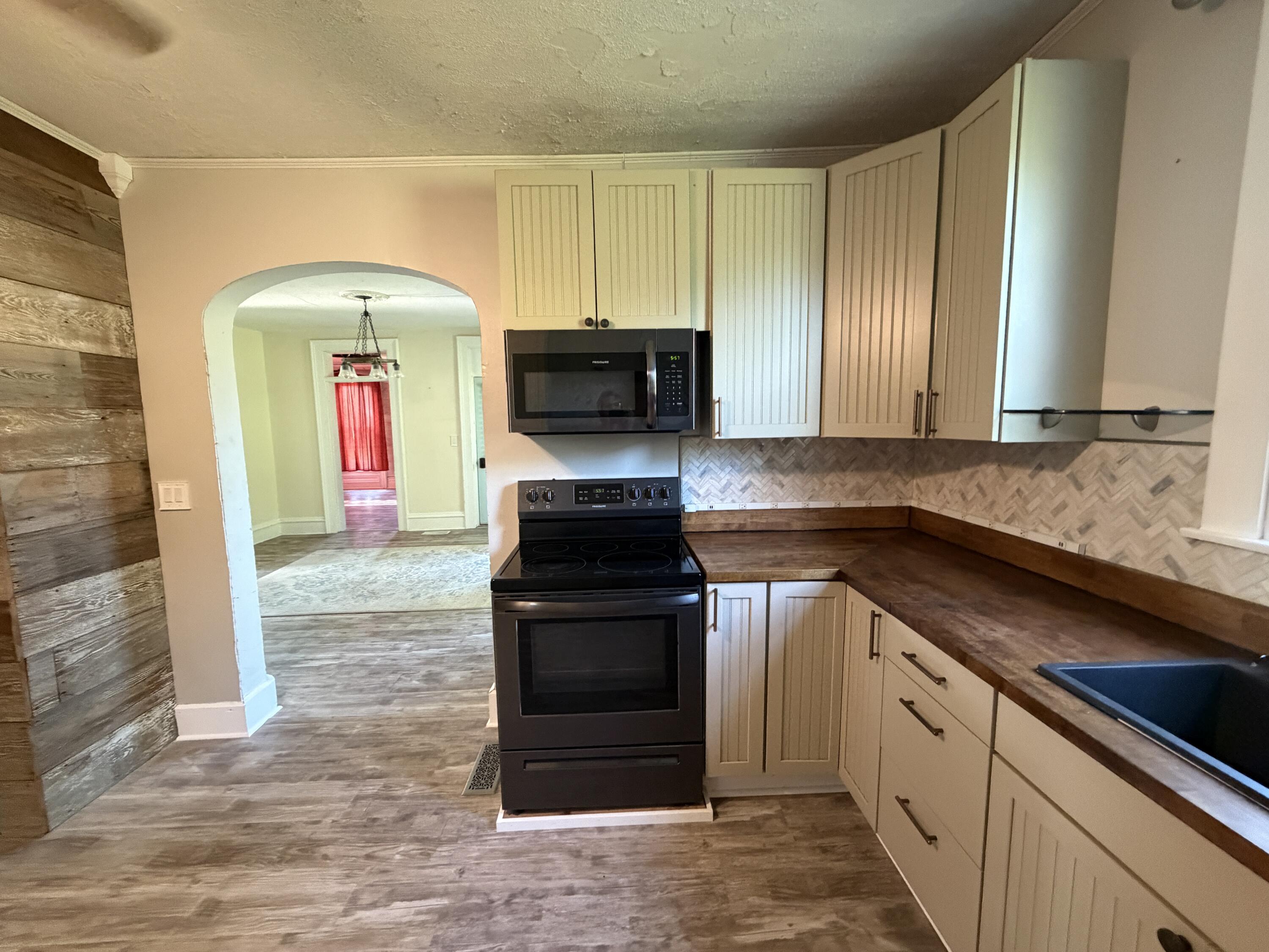 12695 Kirkwood Road Property Photo 33
