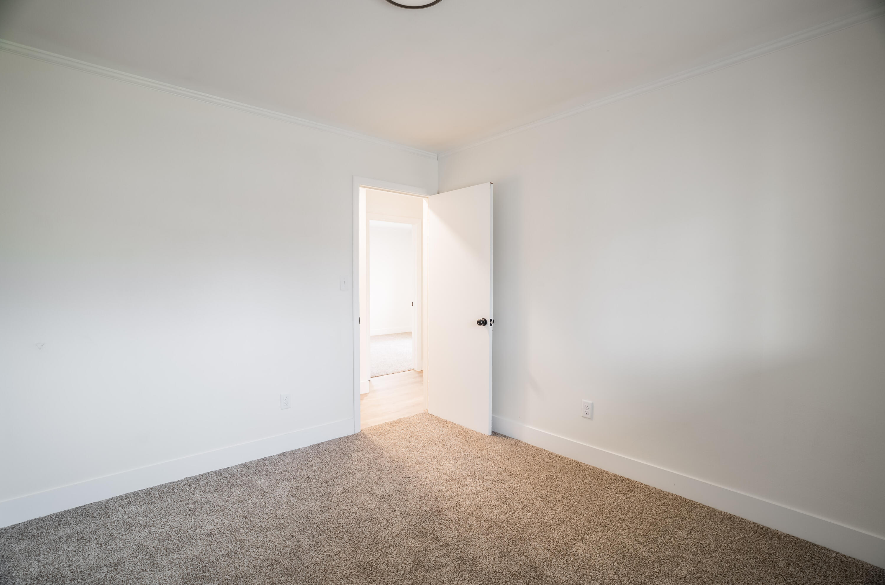861 Kenbrook Drive Property Photo 15