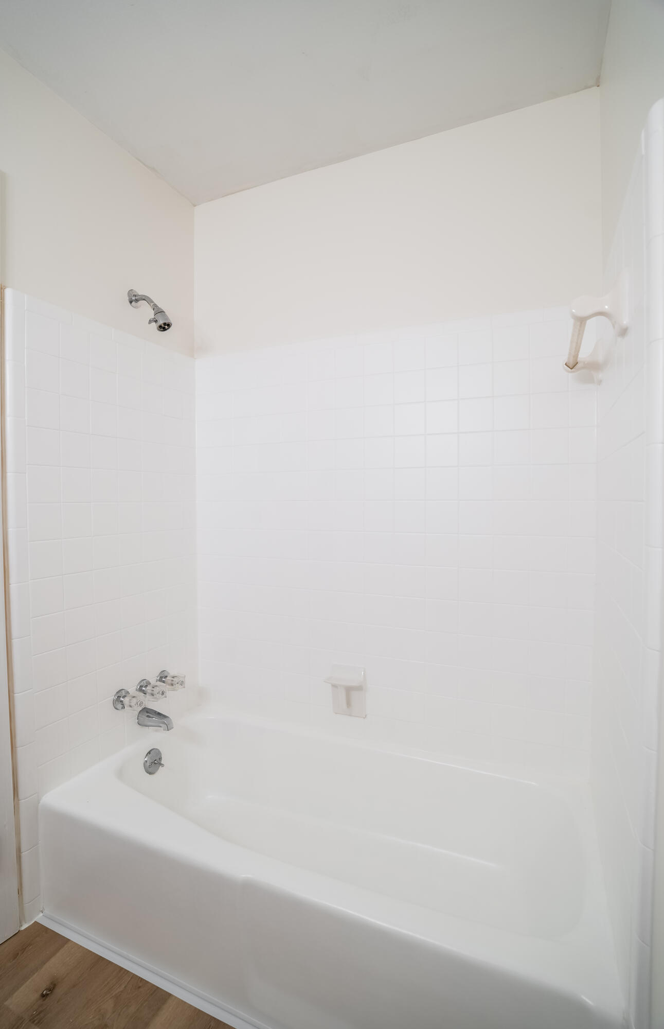 861 Kenbrook Drive Property Photo 17