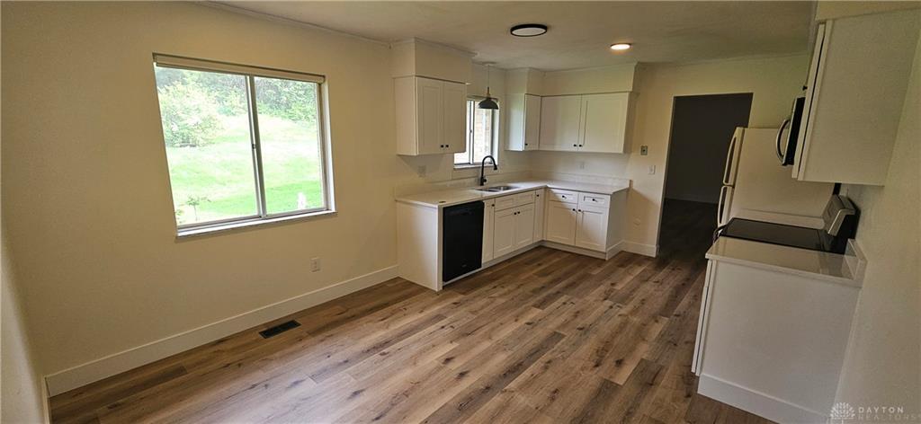 861 Kenbrook Drive Property Photo 24