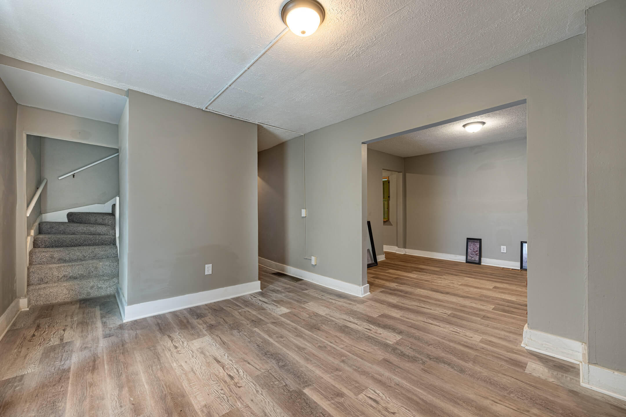 1120 Innisfallen Avenue Property Photo 4