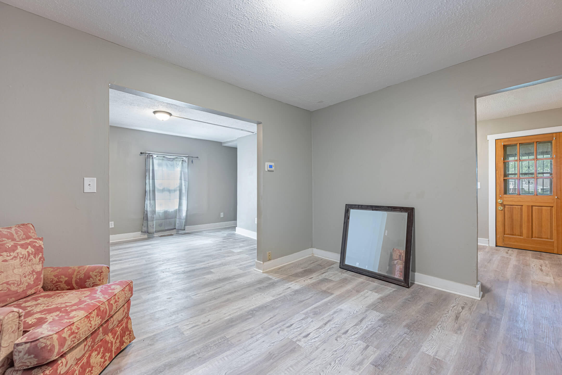 1120 Innisfallen Avenue Property Photo 6