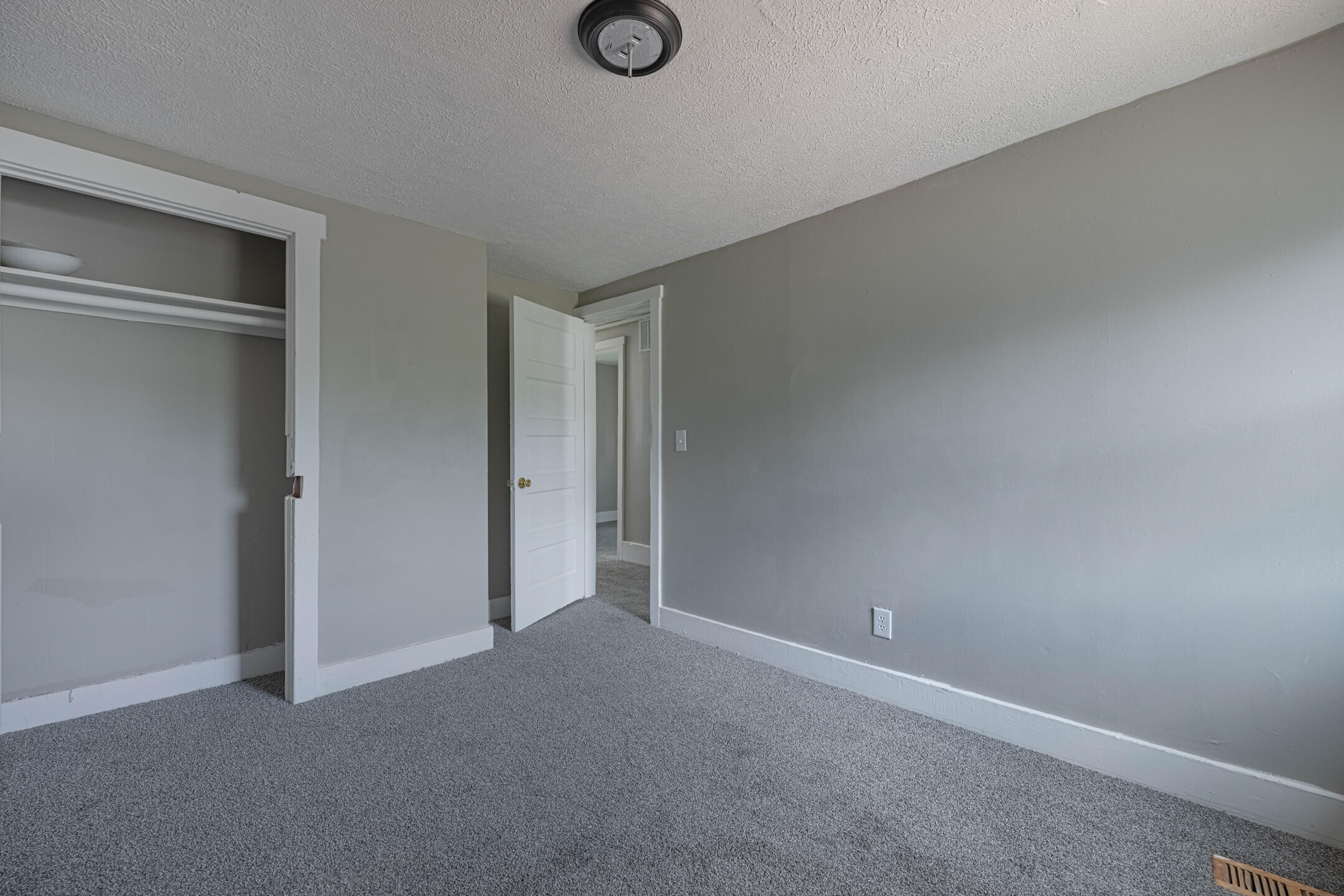 1120 Innisfallen Avenue Property Photo 16
