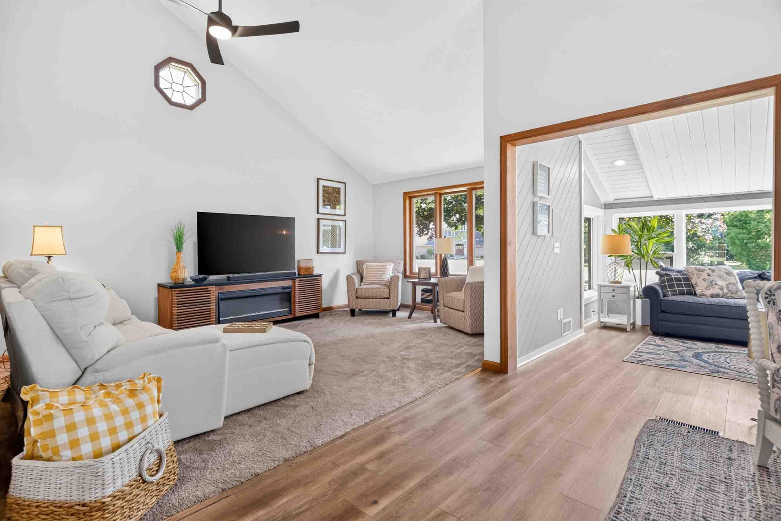 14155 Charm Hill Drive Property Photo 7