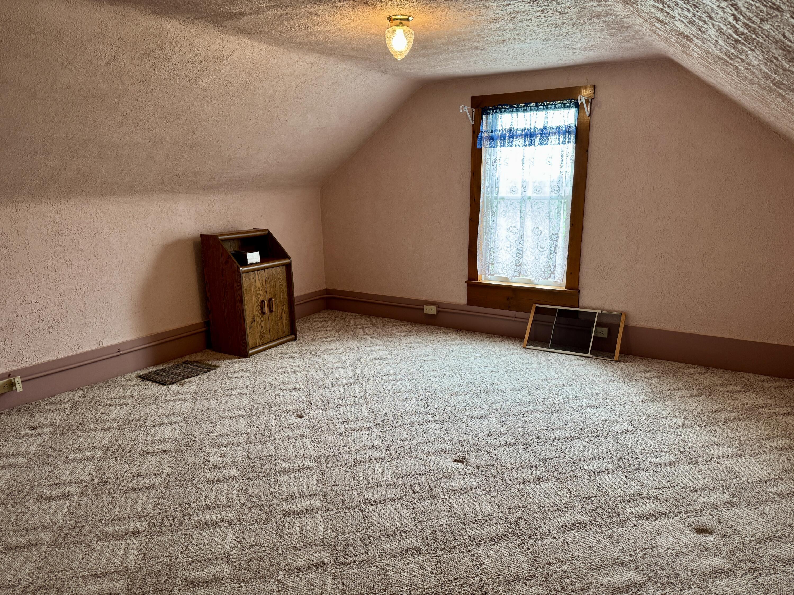 9910 Eichar Road Property Photo 29