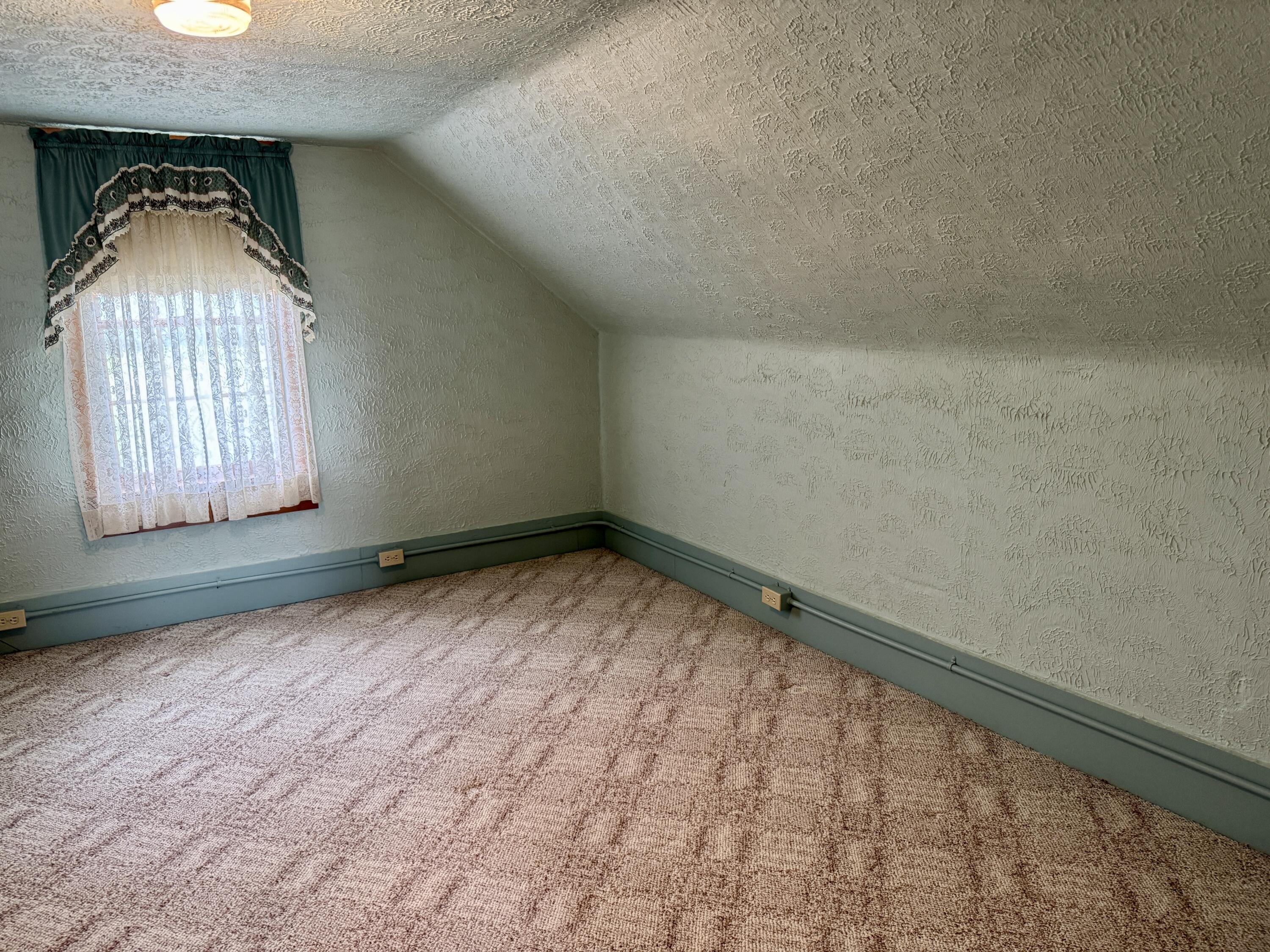 9910 Eichar Road Property Photo 31