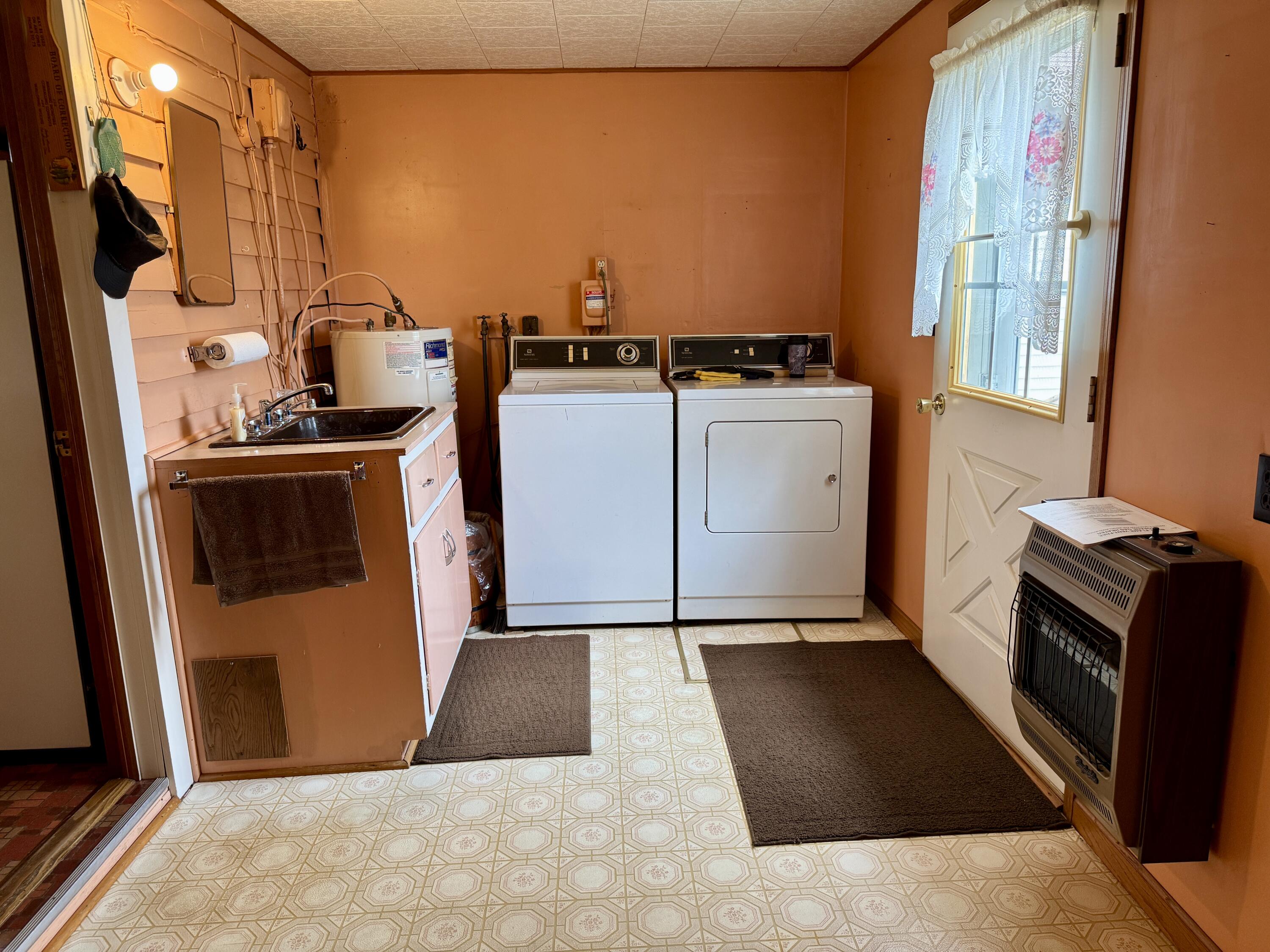 9910 Eichar Road Property Photo 34