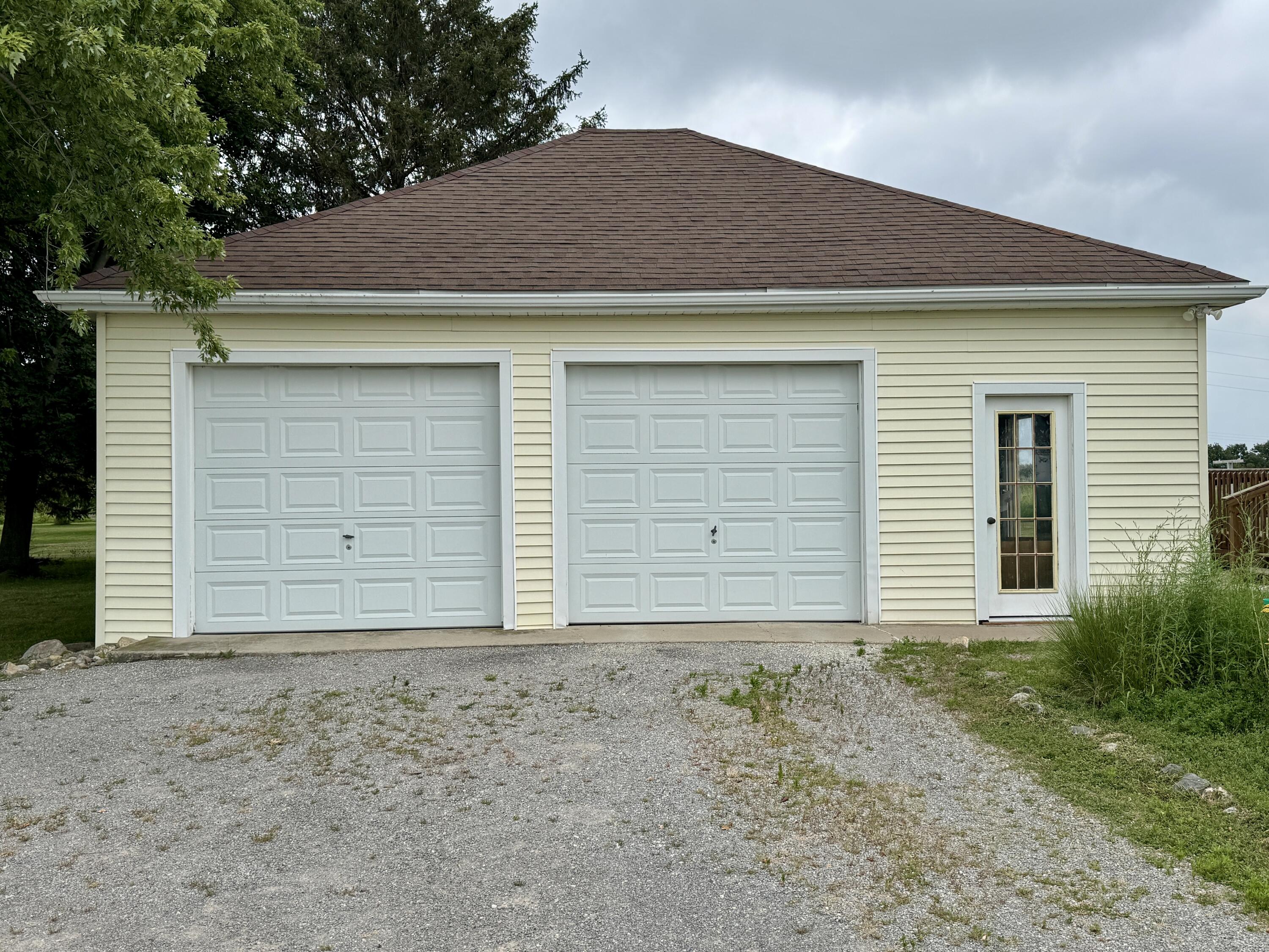 9910 Eichar Road Property Photo 36