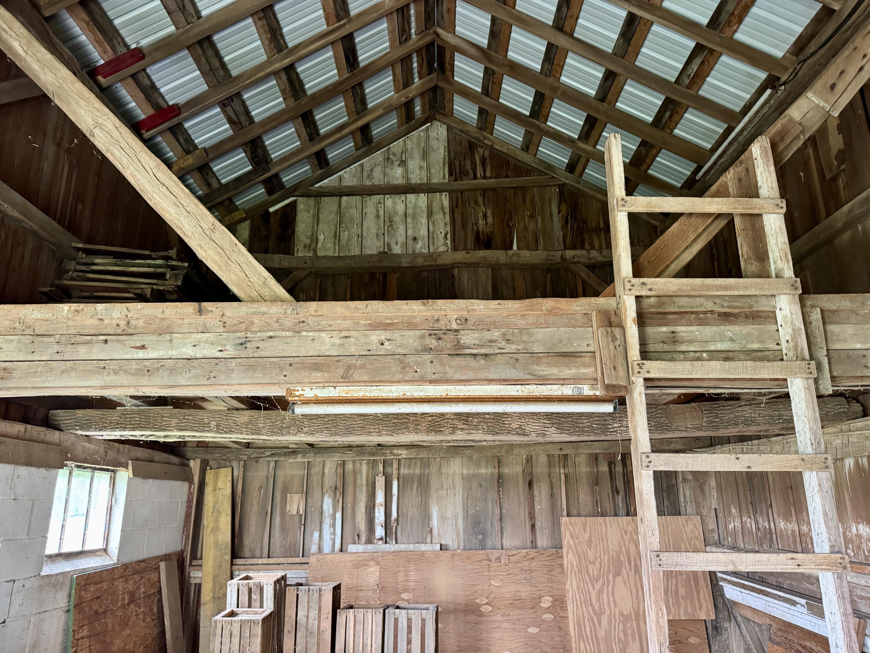 9910 Eichar Road Property Photo 47