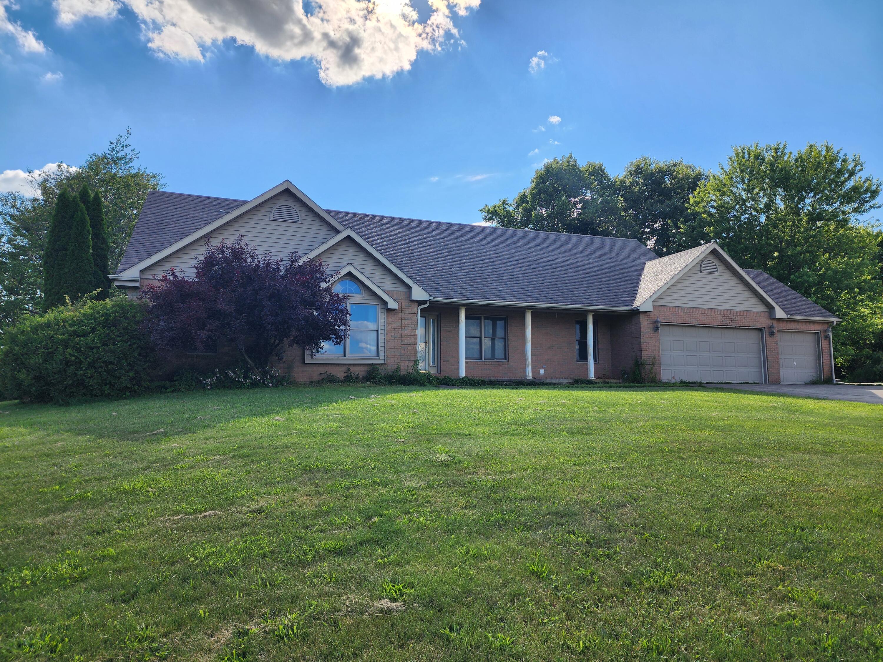 1305 County Road 5 Property Photo 1