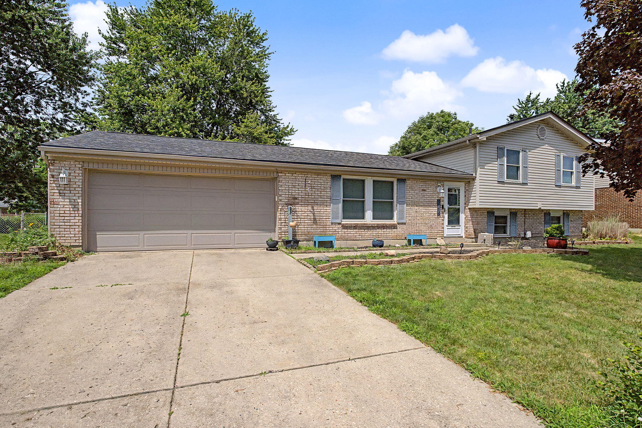 844 Sunset Drive Property Photo 4