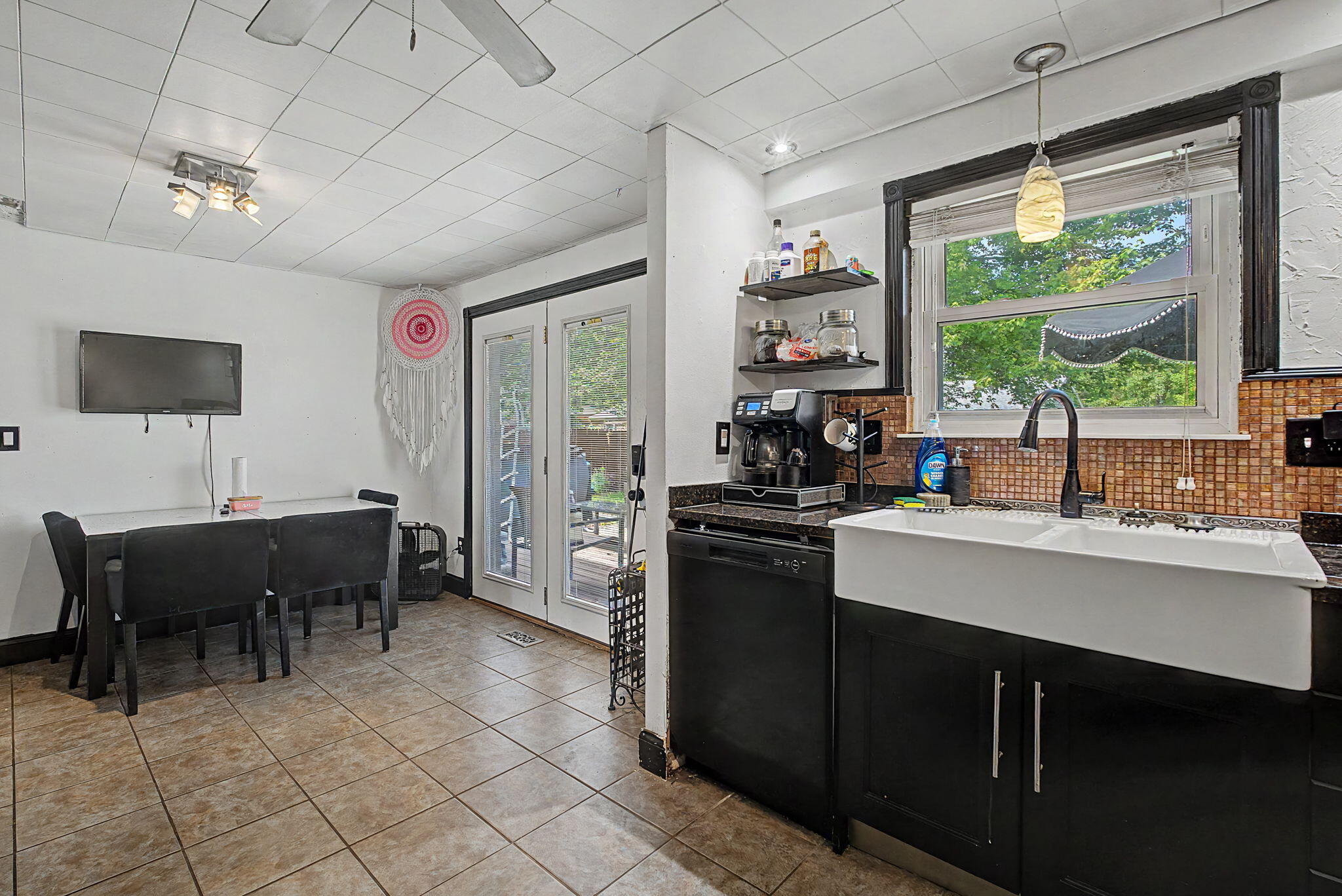 844 Sunset Drive Property Photo 16