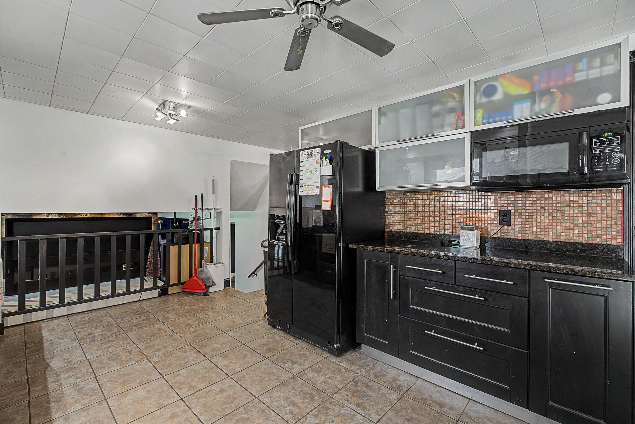 844 Sunset Drive Property Photo 17