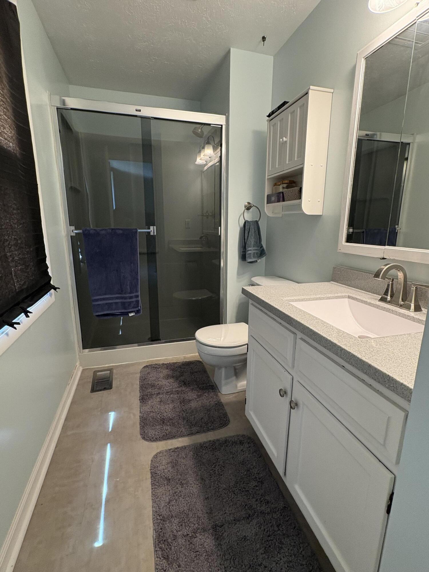 5042 Daisy Lane Property Photo 8