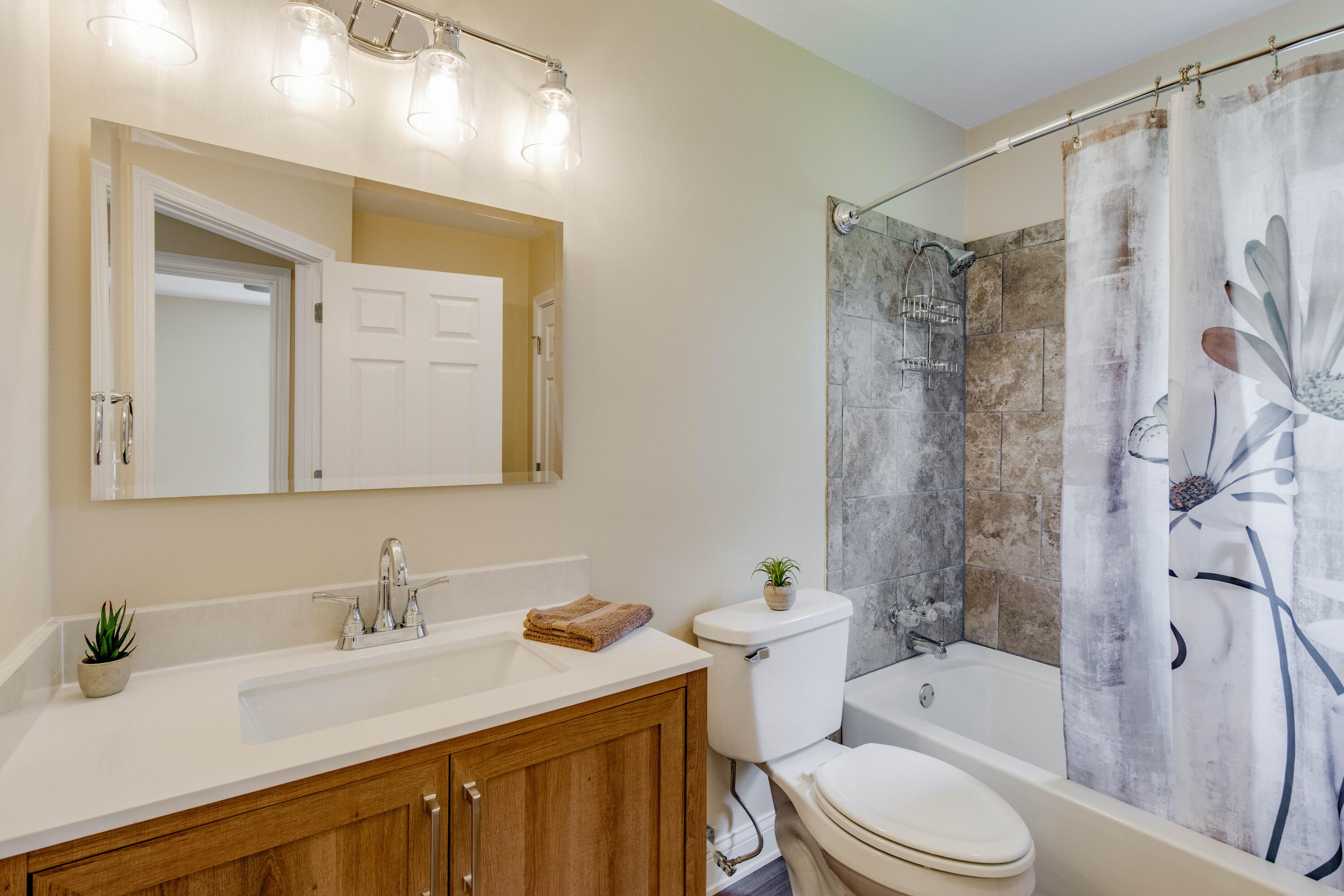 9570 Helton Drive Property Photo 11