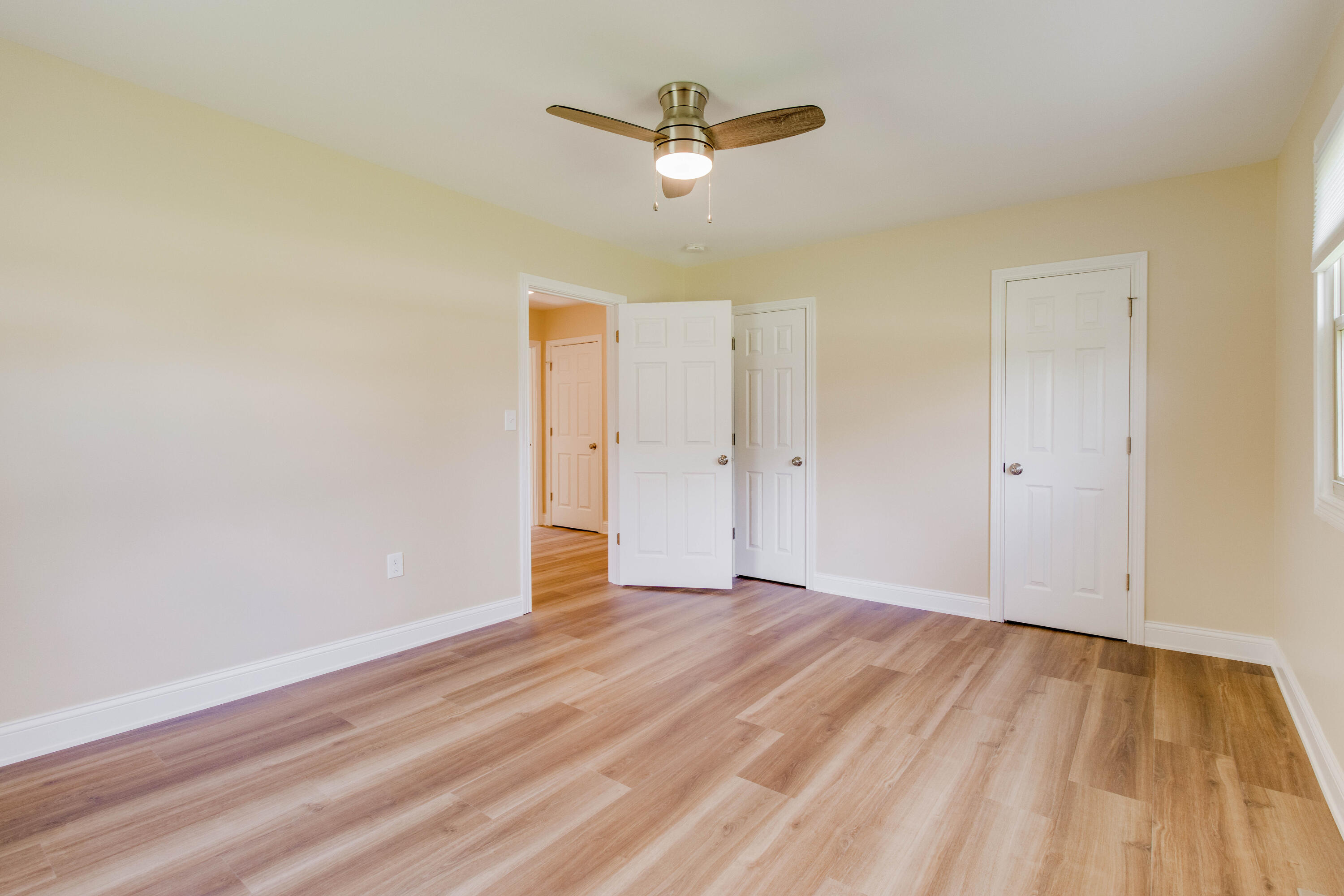 9570 Helton Drive Property Photo 15