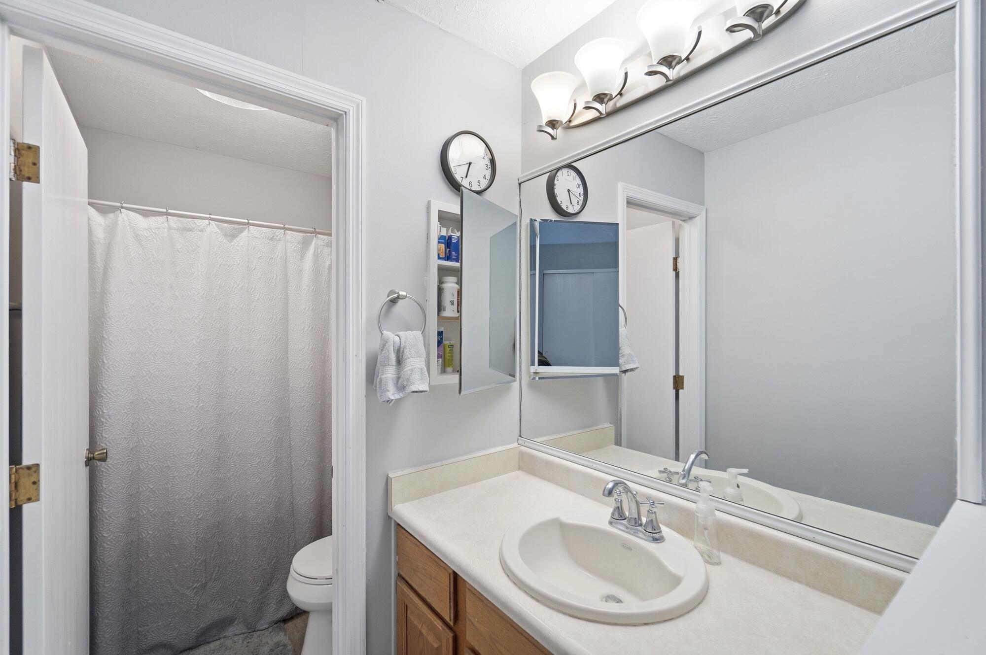 573 Winona Drive Property Photo 13
