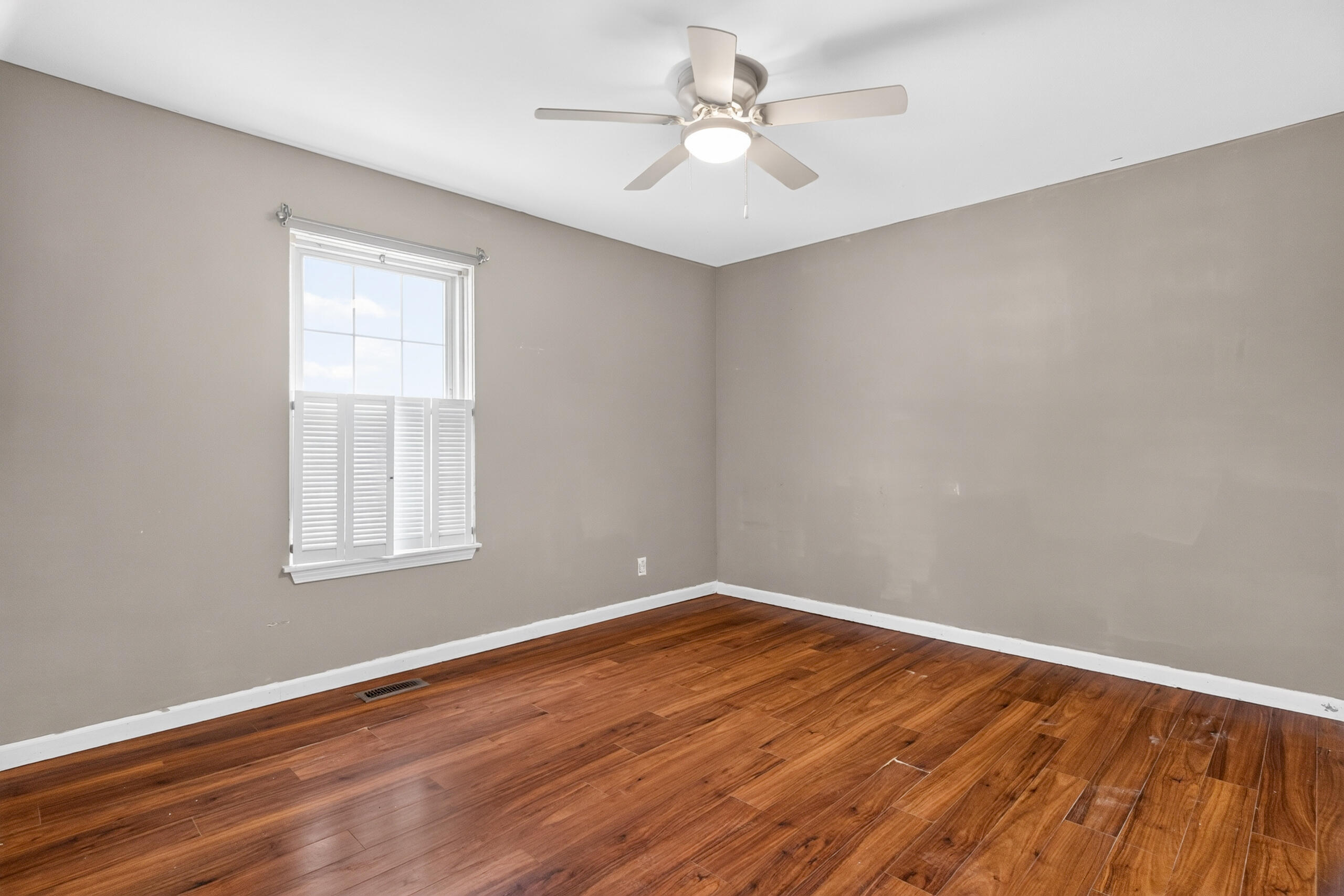 316 E Robinwood Street Property Photo 43