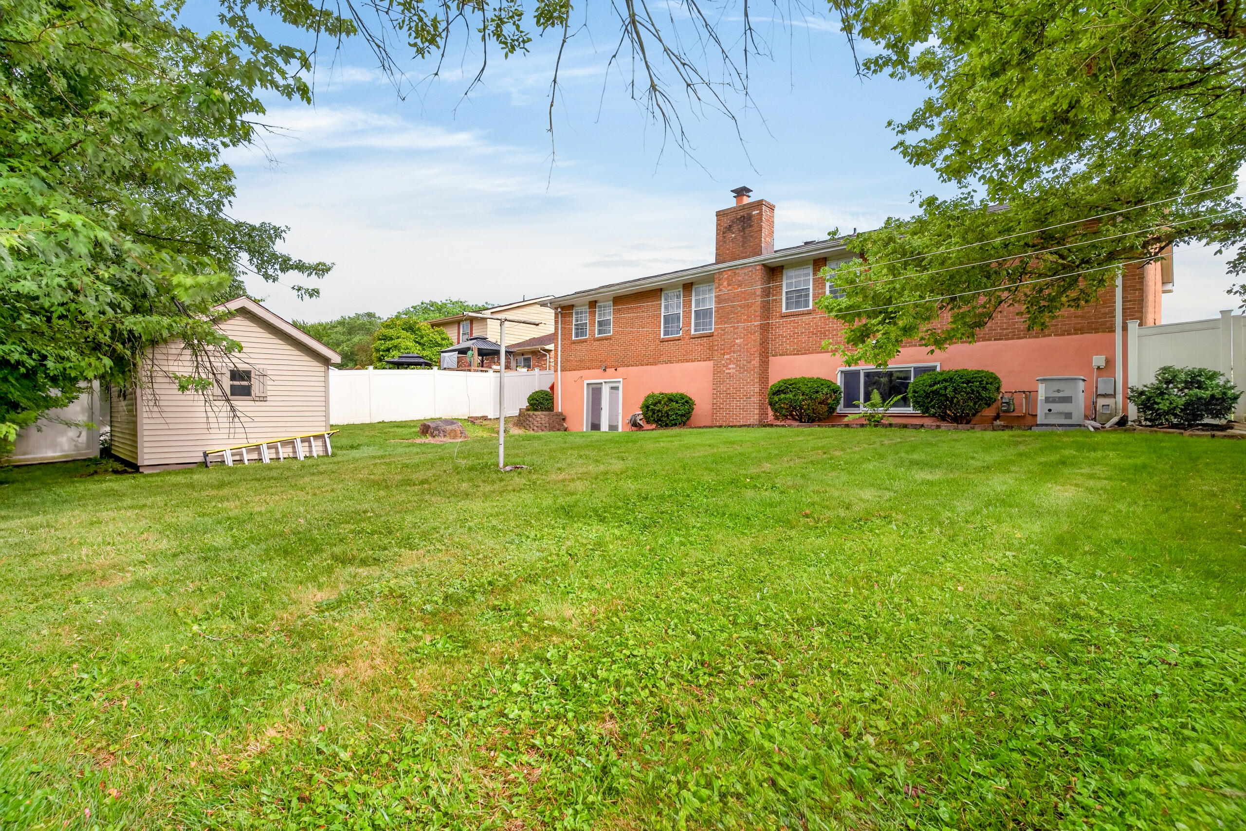 316 E Robinwood Street Property Photo 58