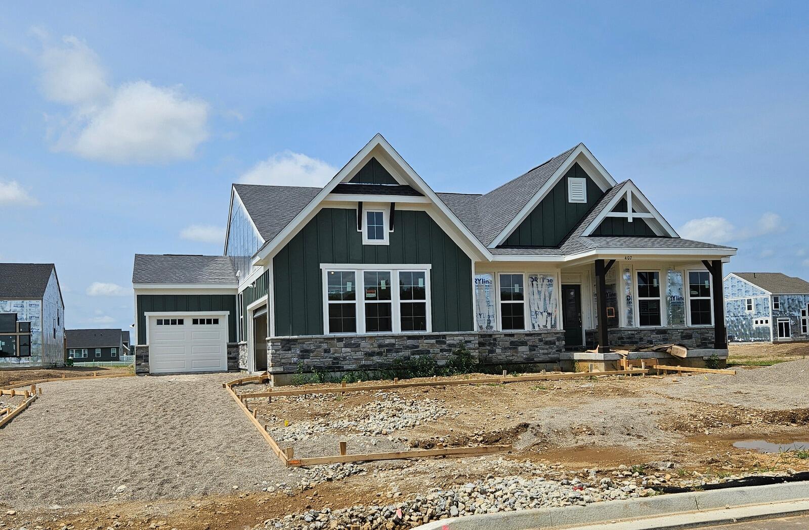 407 Winters Way Property Photo 1