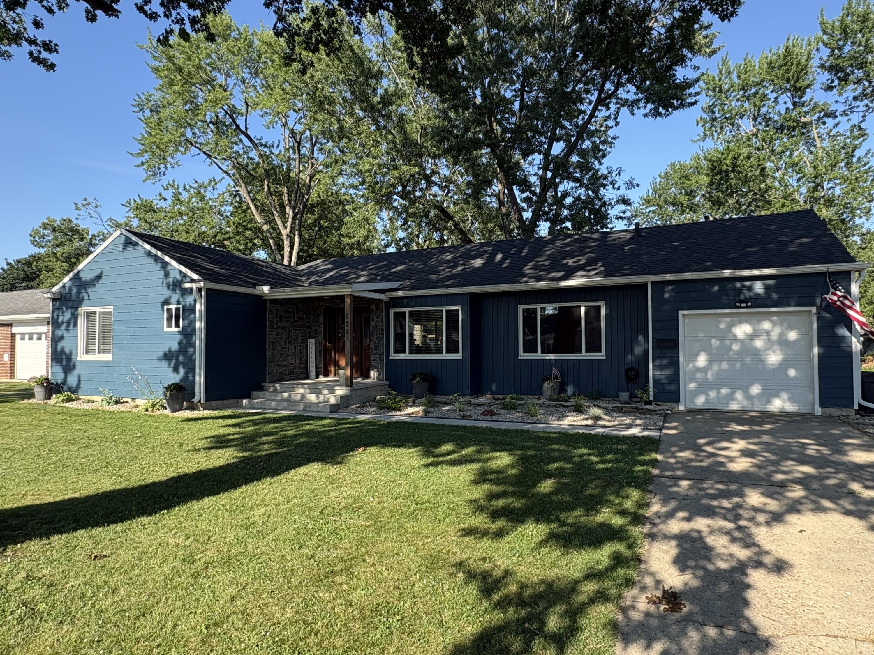 632 N Buckeye Street Property Photo 1