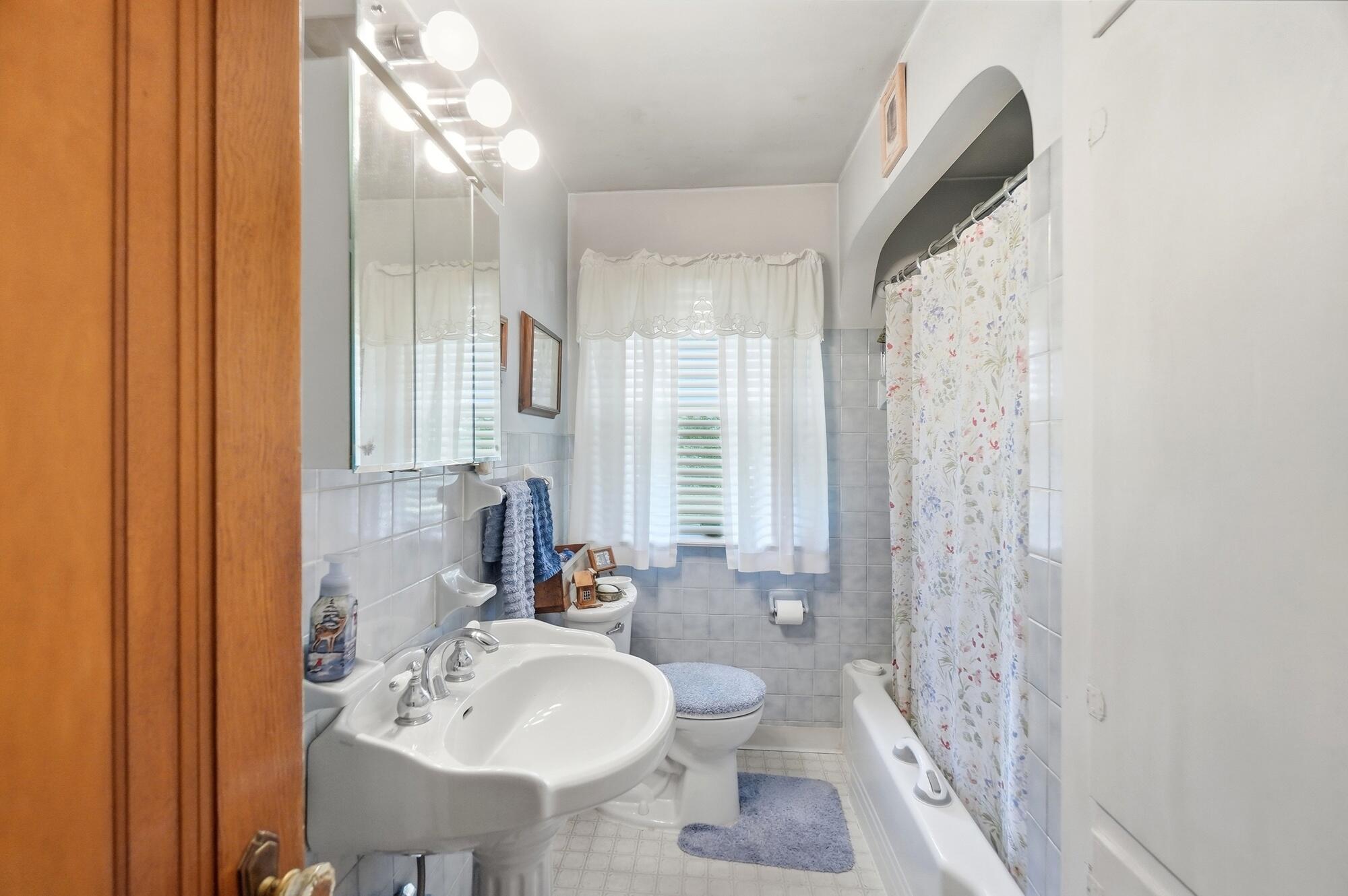 417 Lawnview Avenue Property Photo 25