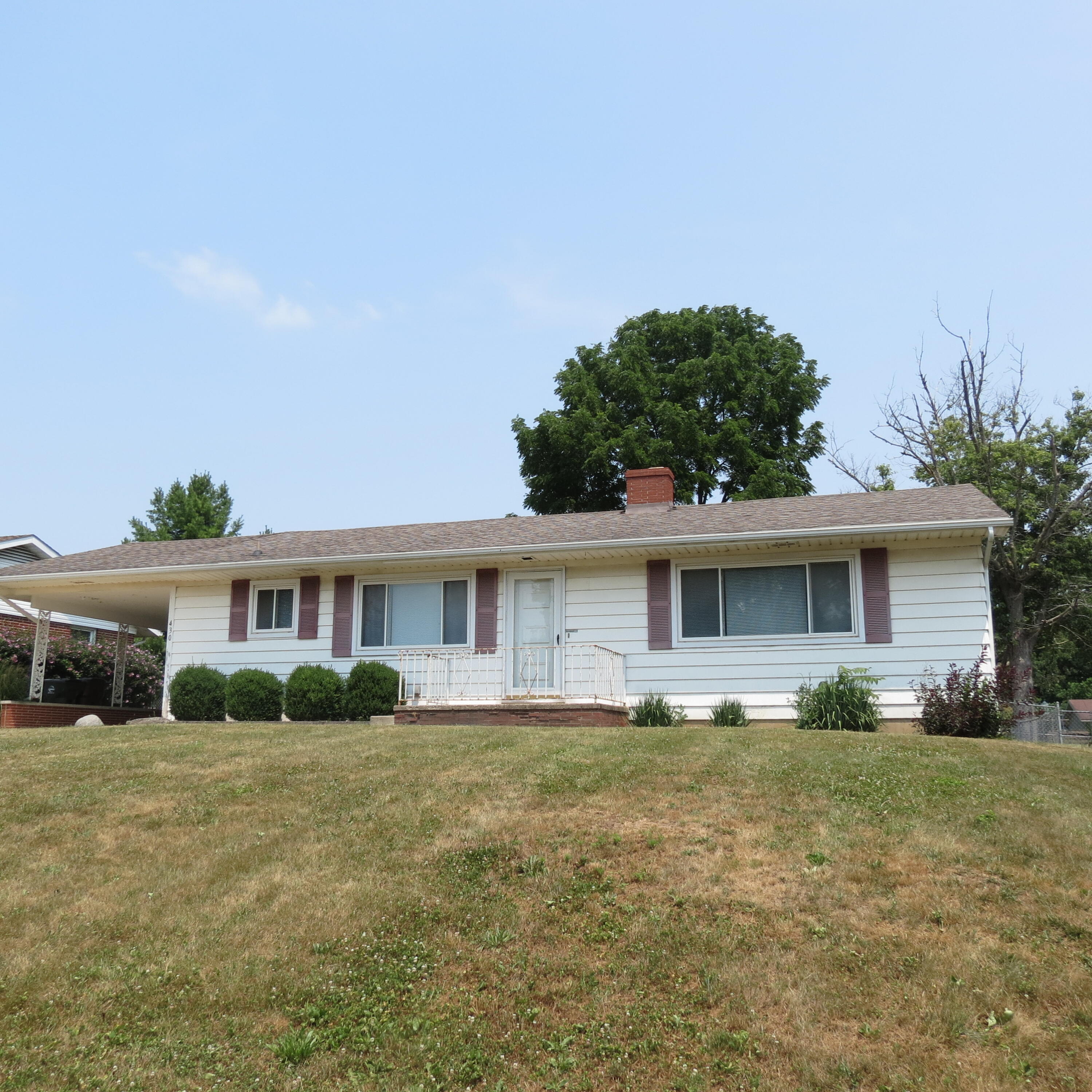 430 E Ruth Street Property Photo 1