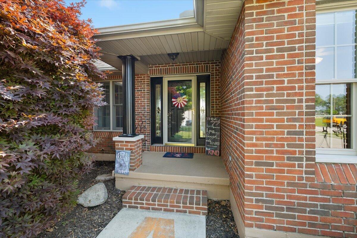 105 Sierra Lane Property Photo 4