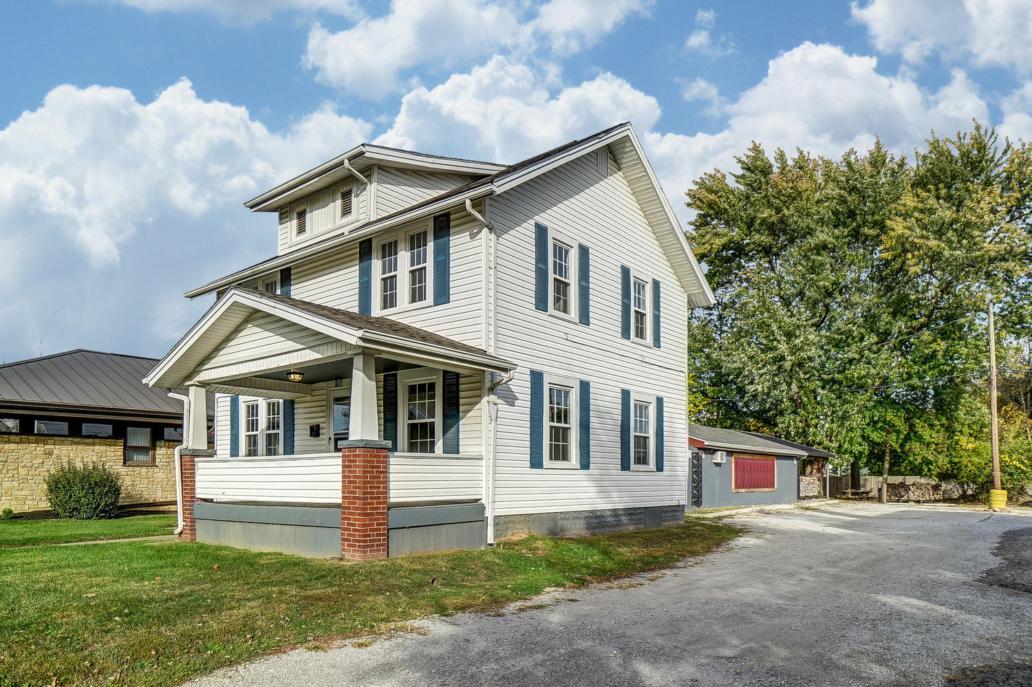 1810 N Limestone Street Property Photo 7